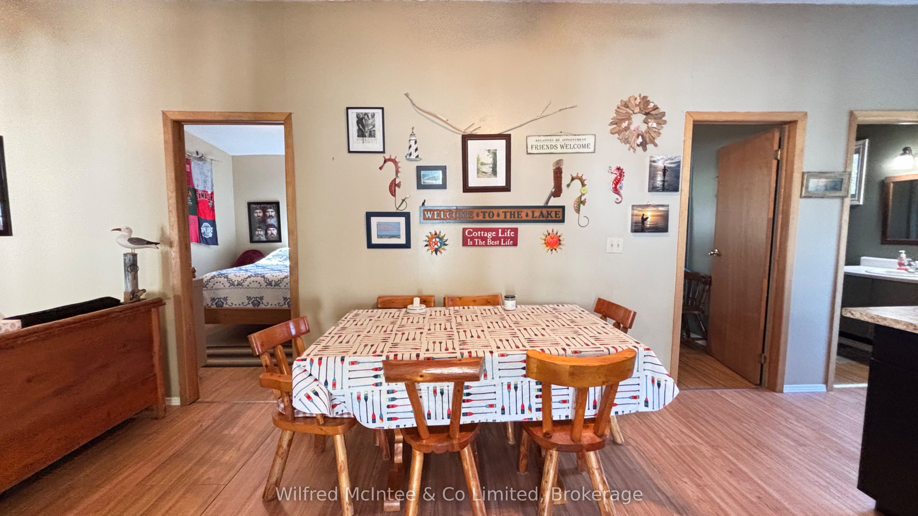 26 Thompson Avenue Property Photo 20