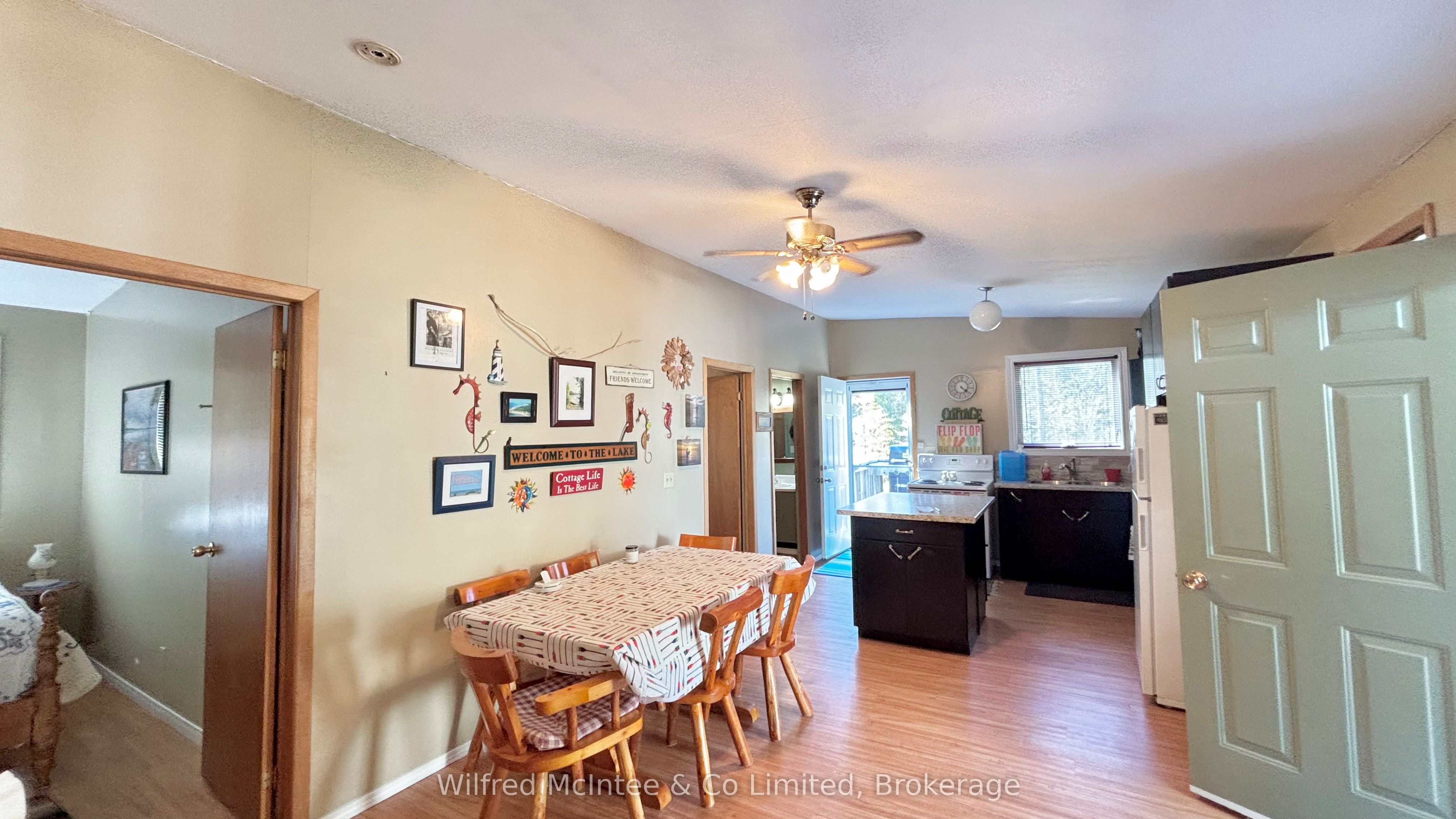 26 Thompson Avenue Property Photo 25