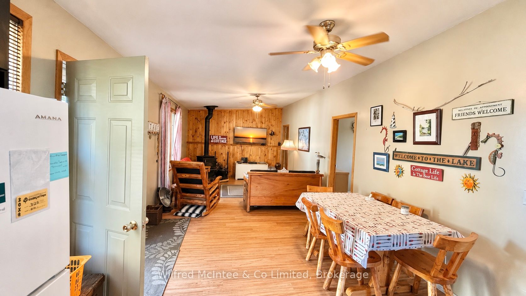 26 Thompson Avenue Property Photo 36