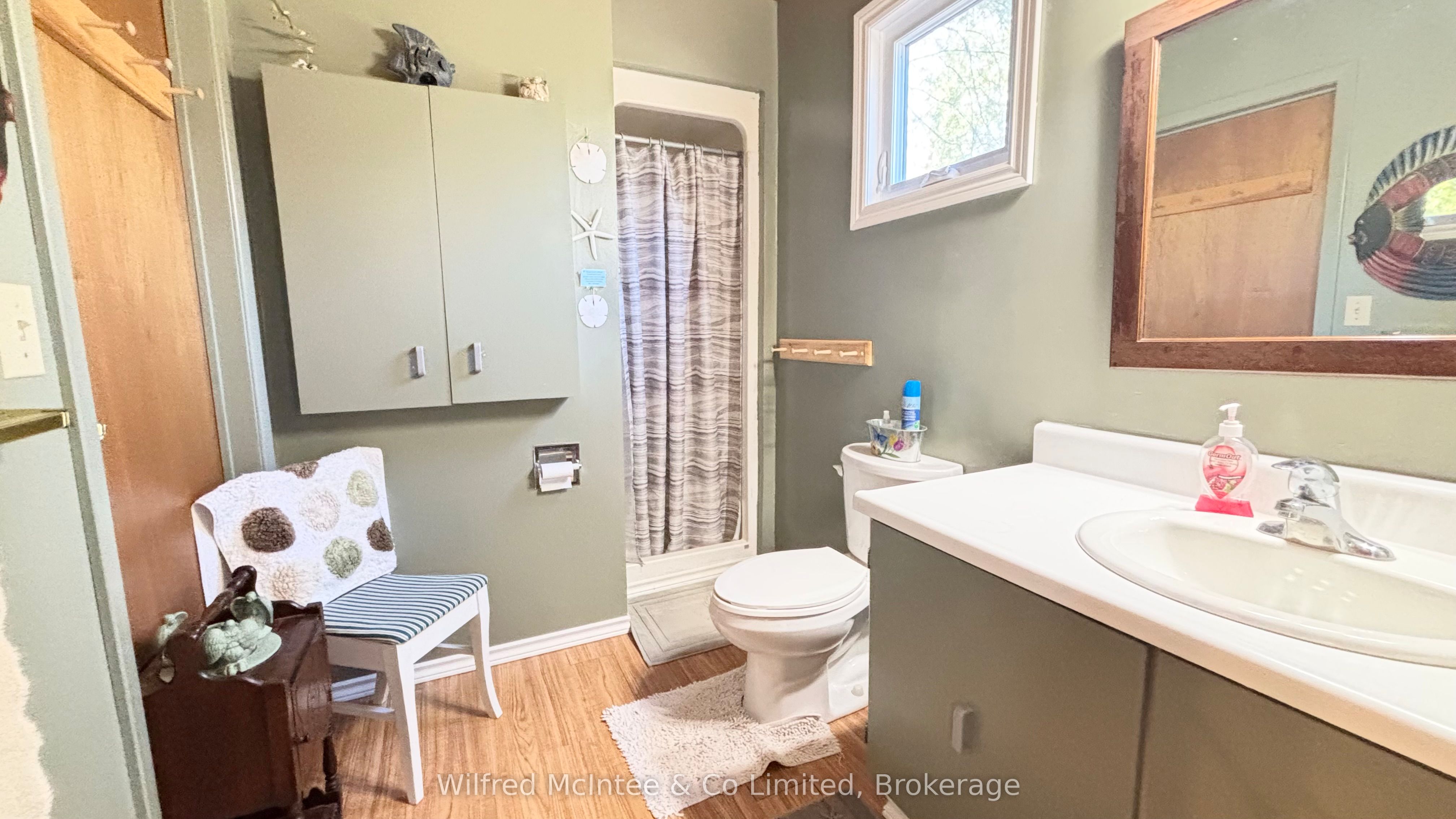 26 Thompson Avenue Property Photo 38