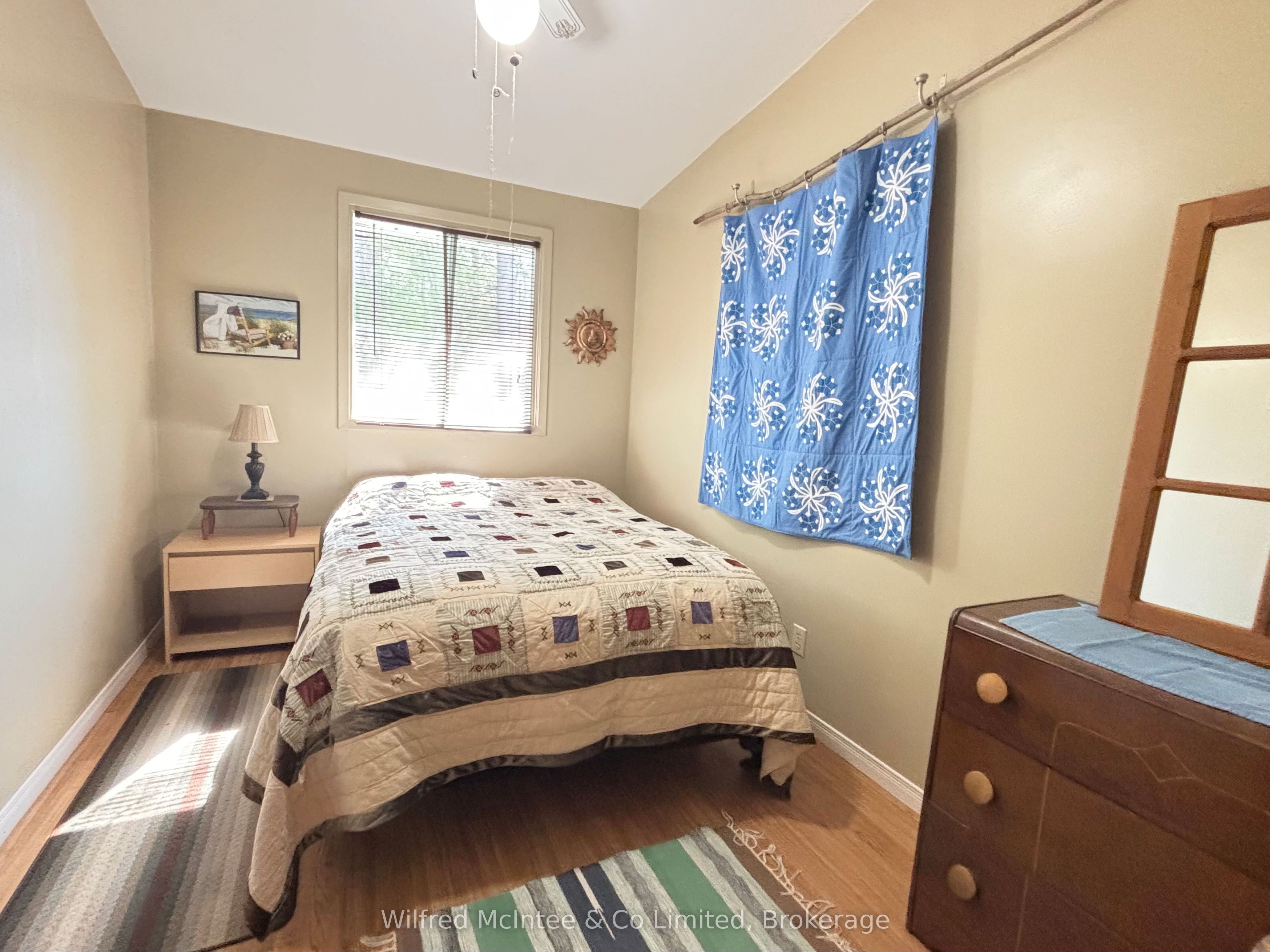 26 Thompson Avenue Property Photo 40