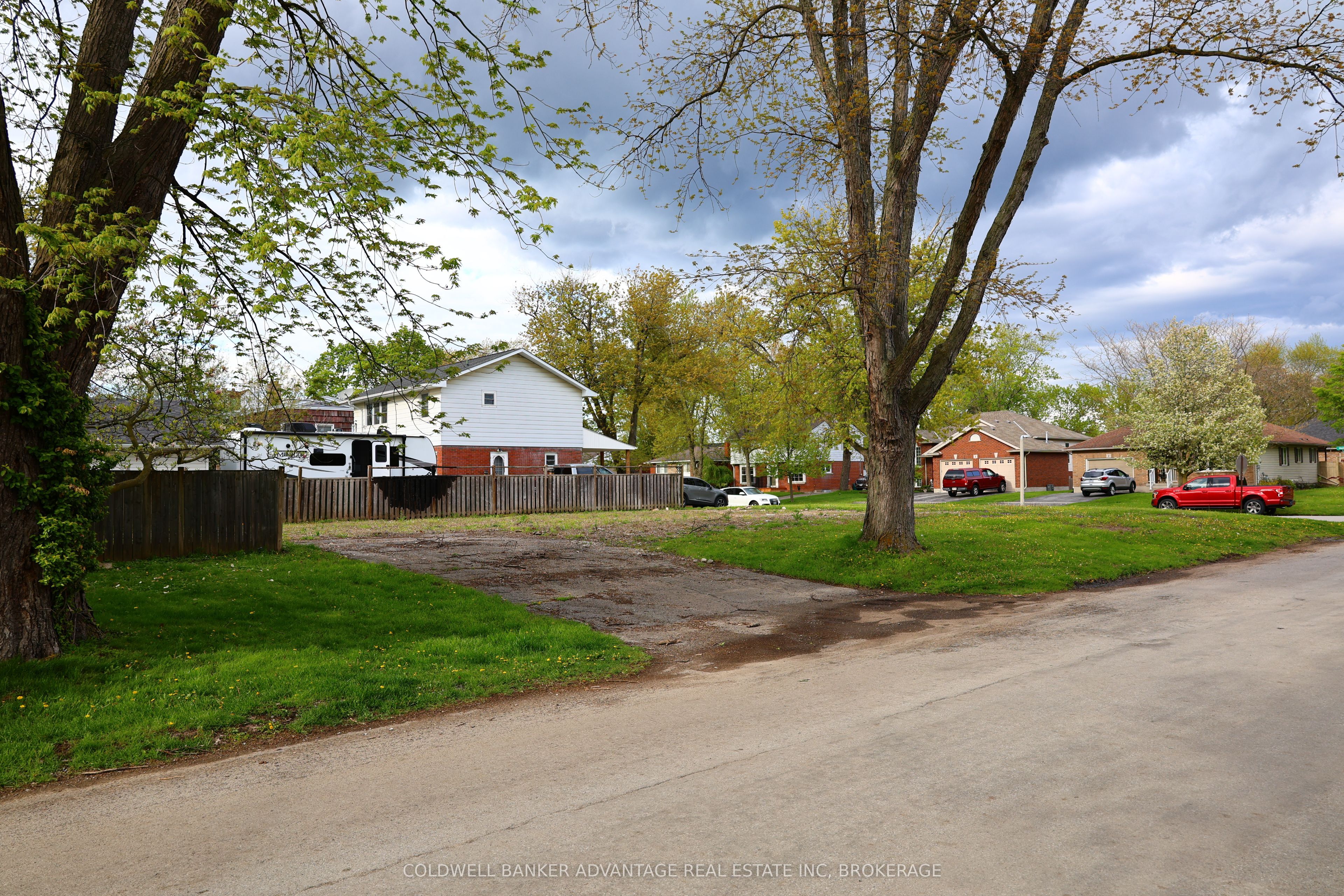 74 Summit Avenue Property Photo 7