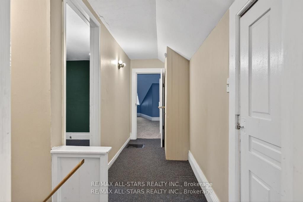 36 Caroline Street Property Photo 19