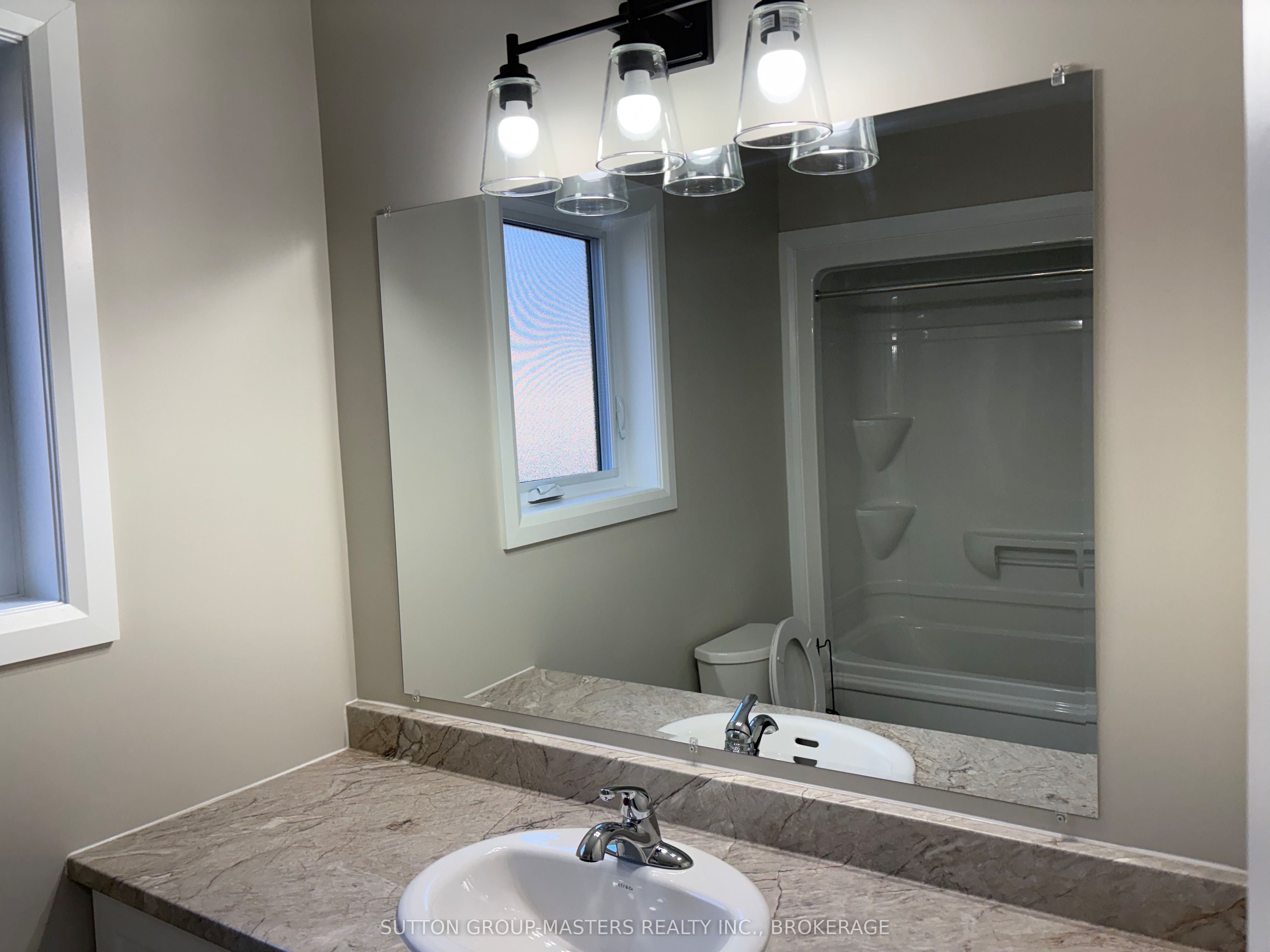 812 Windermere Drive Property Photo 13
