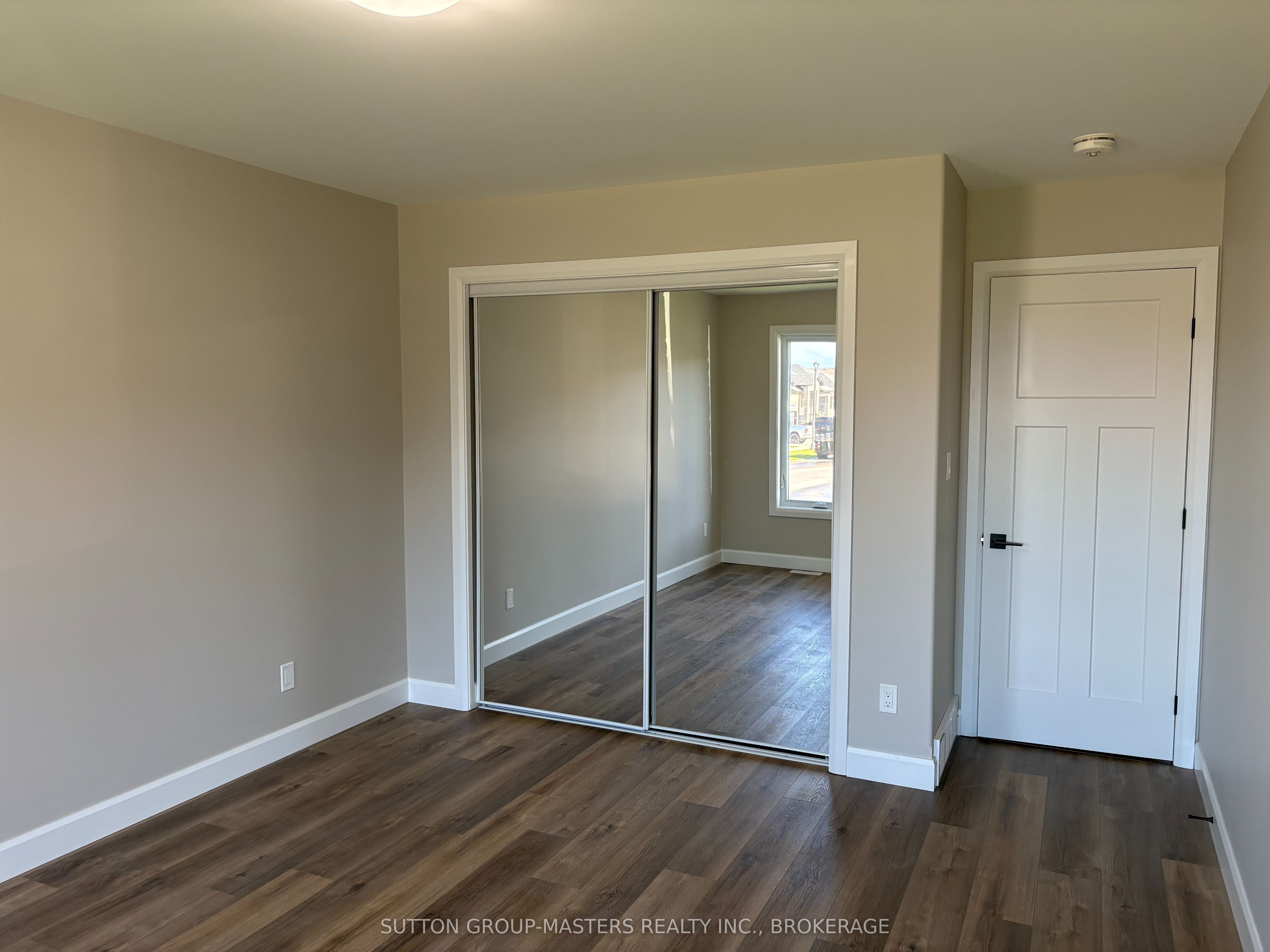 812 Windermere Drive Property Photo 16
