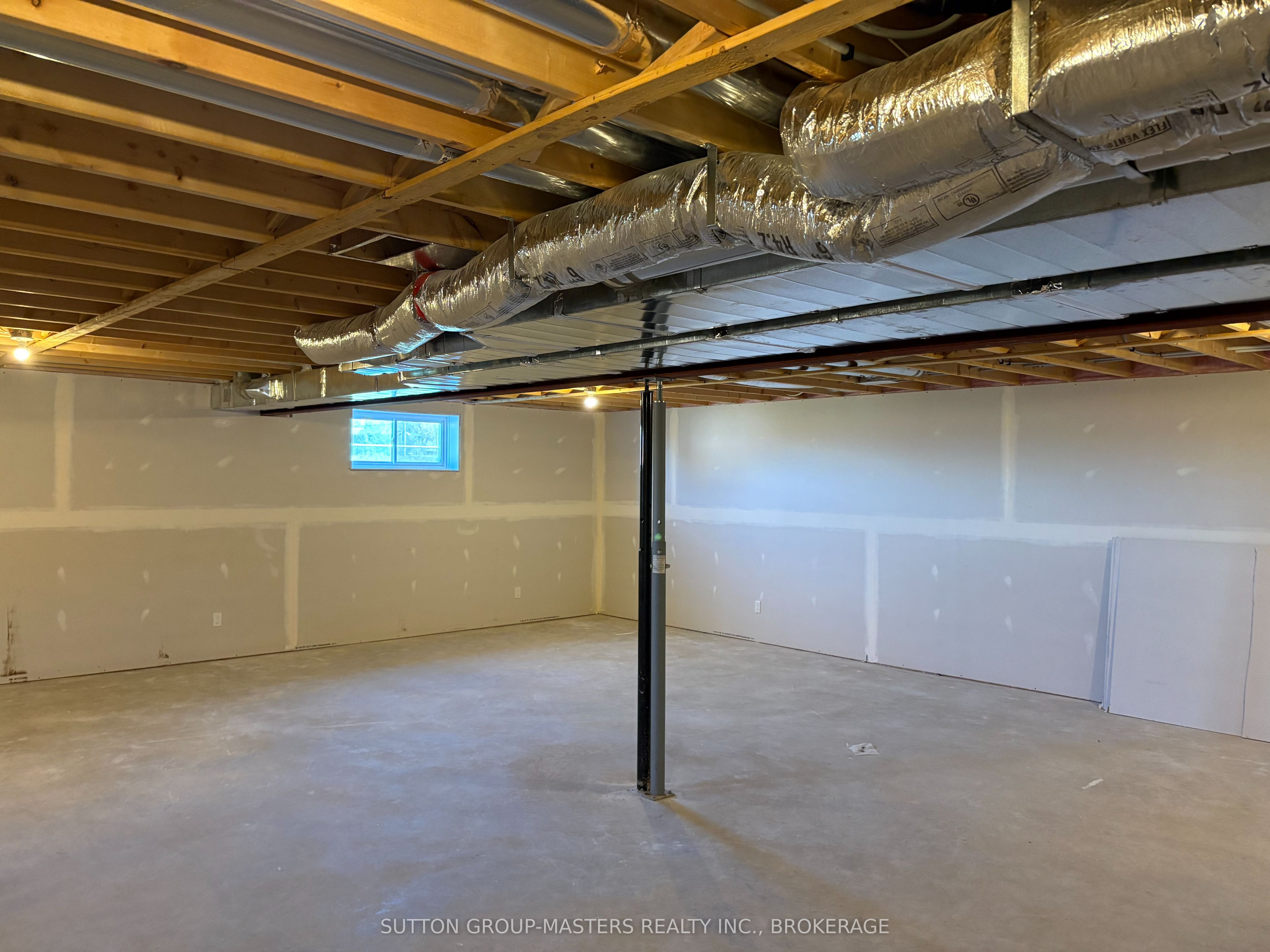 812 Windermere Drive Property Photo 17