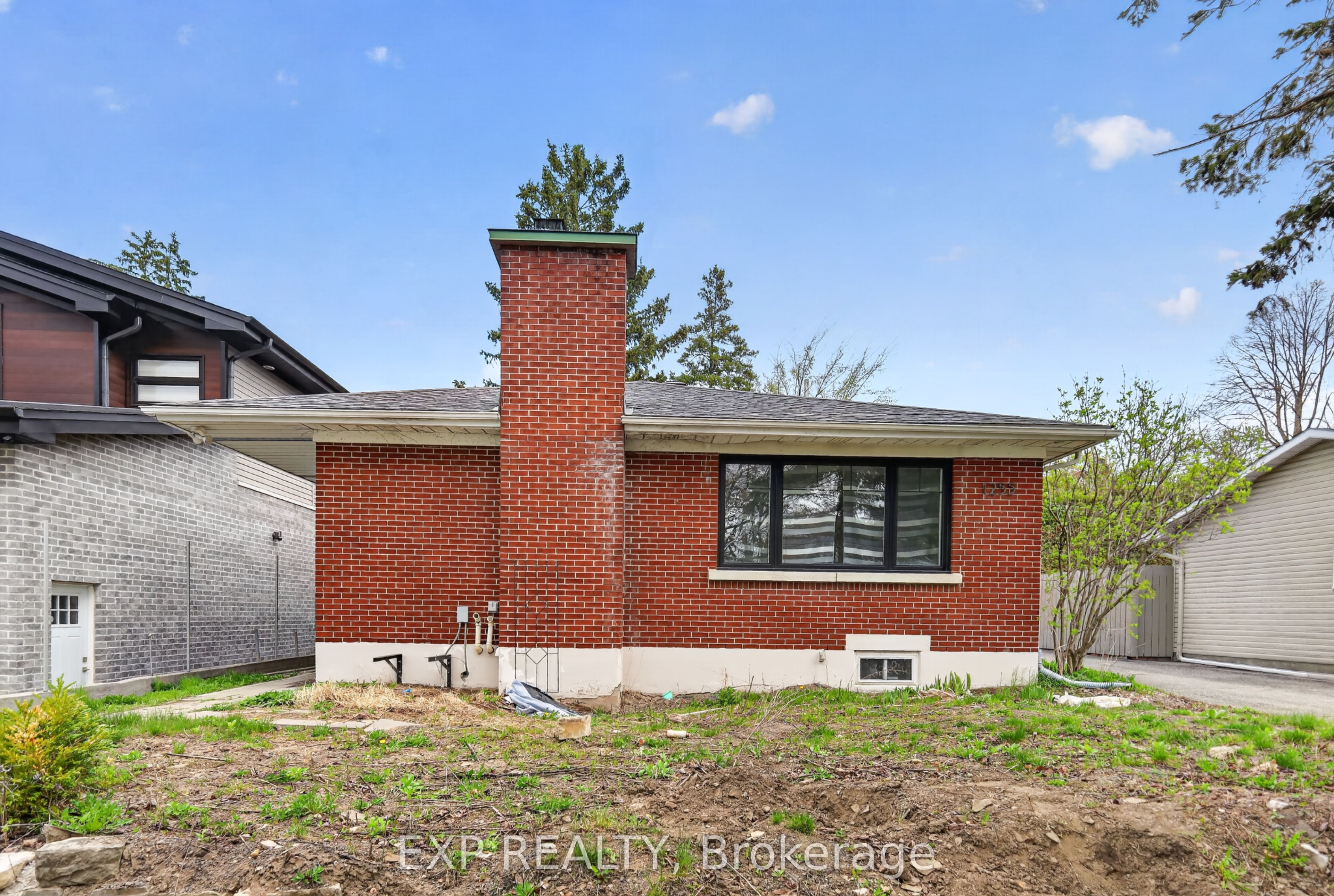 1255 Evans Boulevard N Property Photo 5