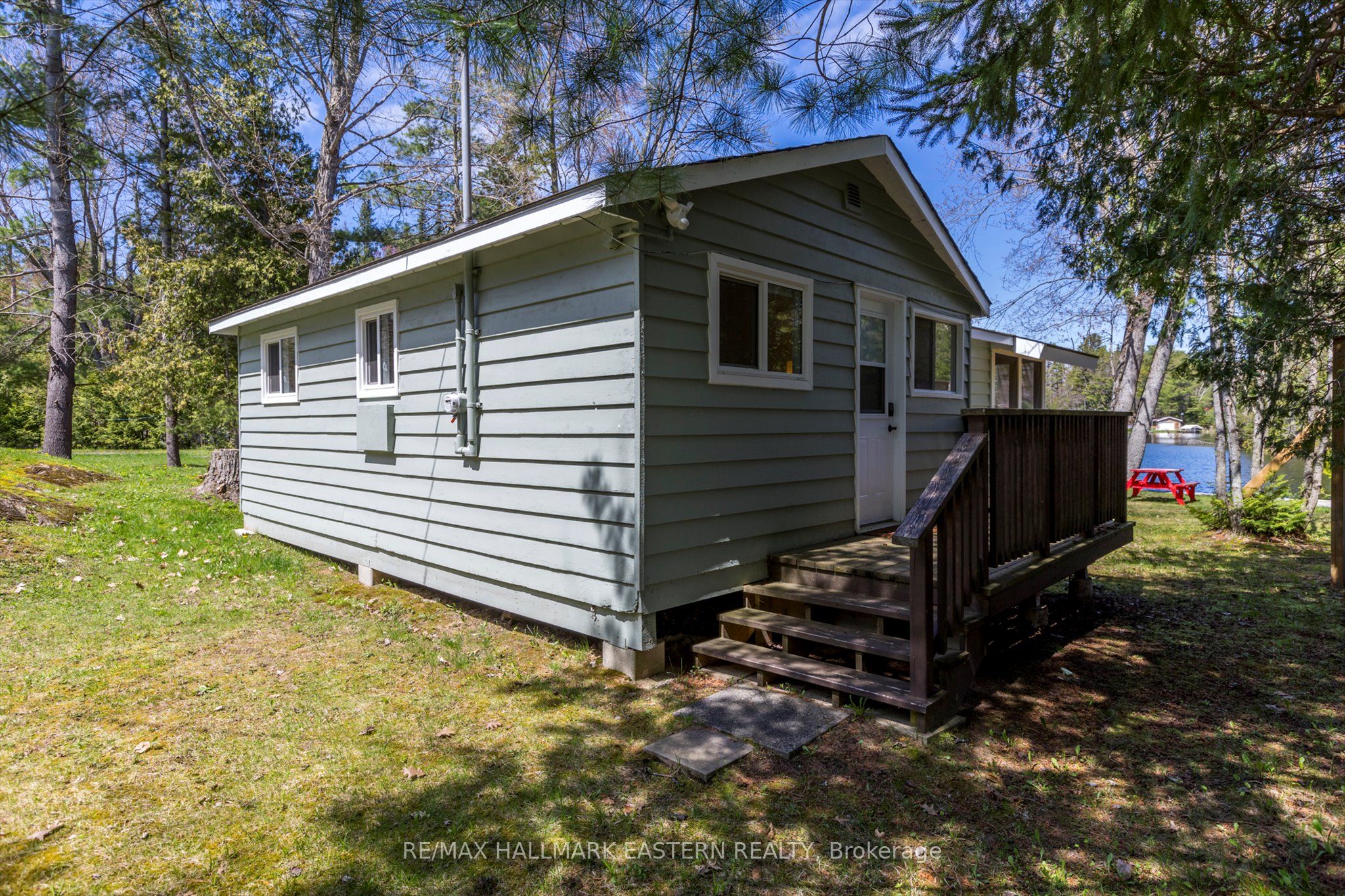 1810 Hull Road Property Photo 3