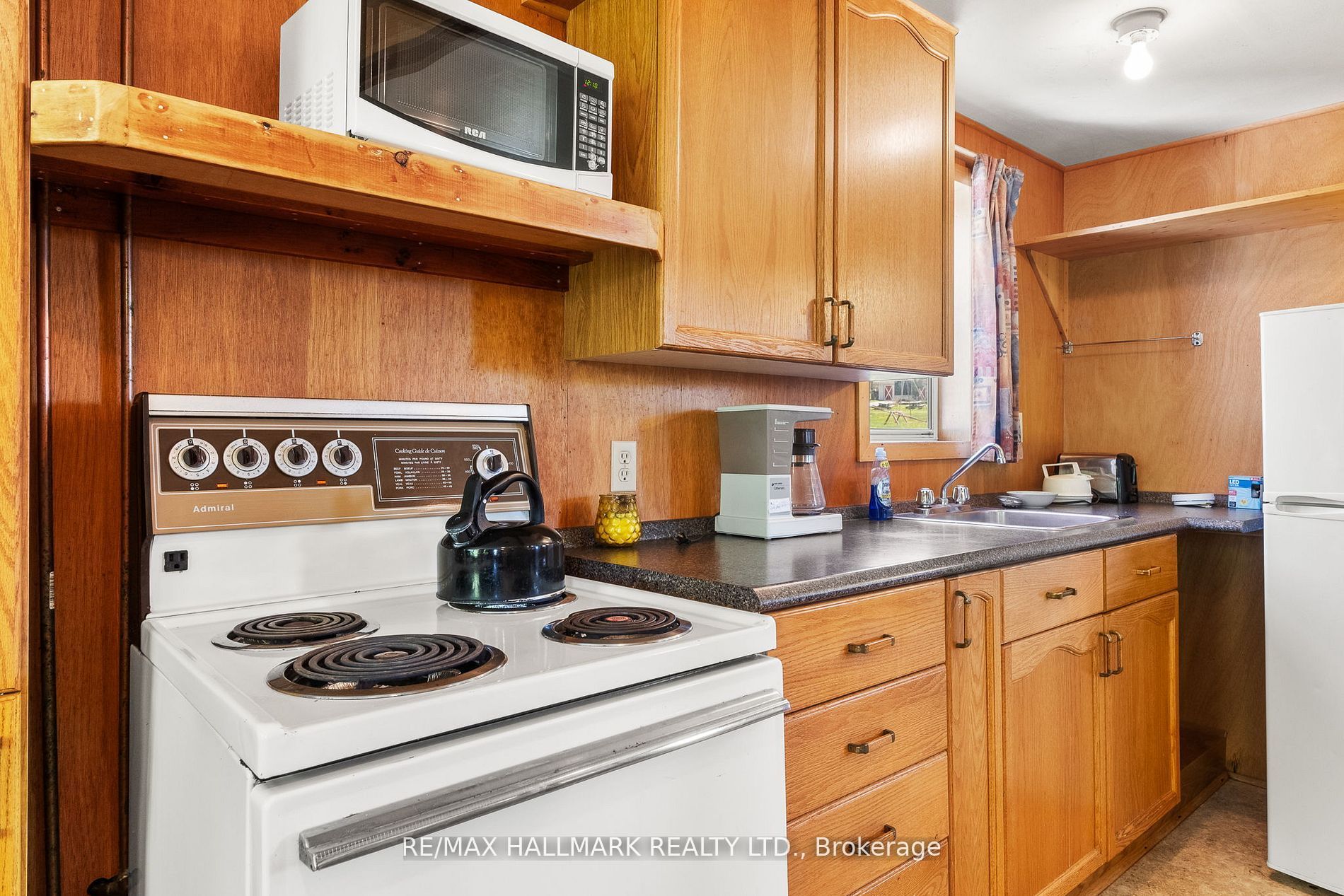 449 Island View Road 112 Property Photo 4
