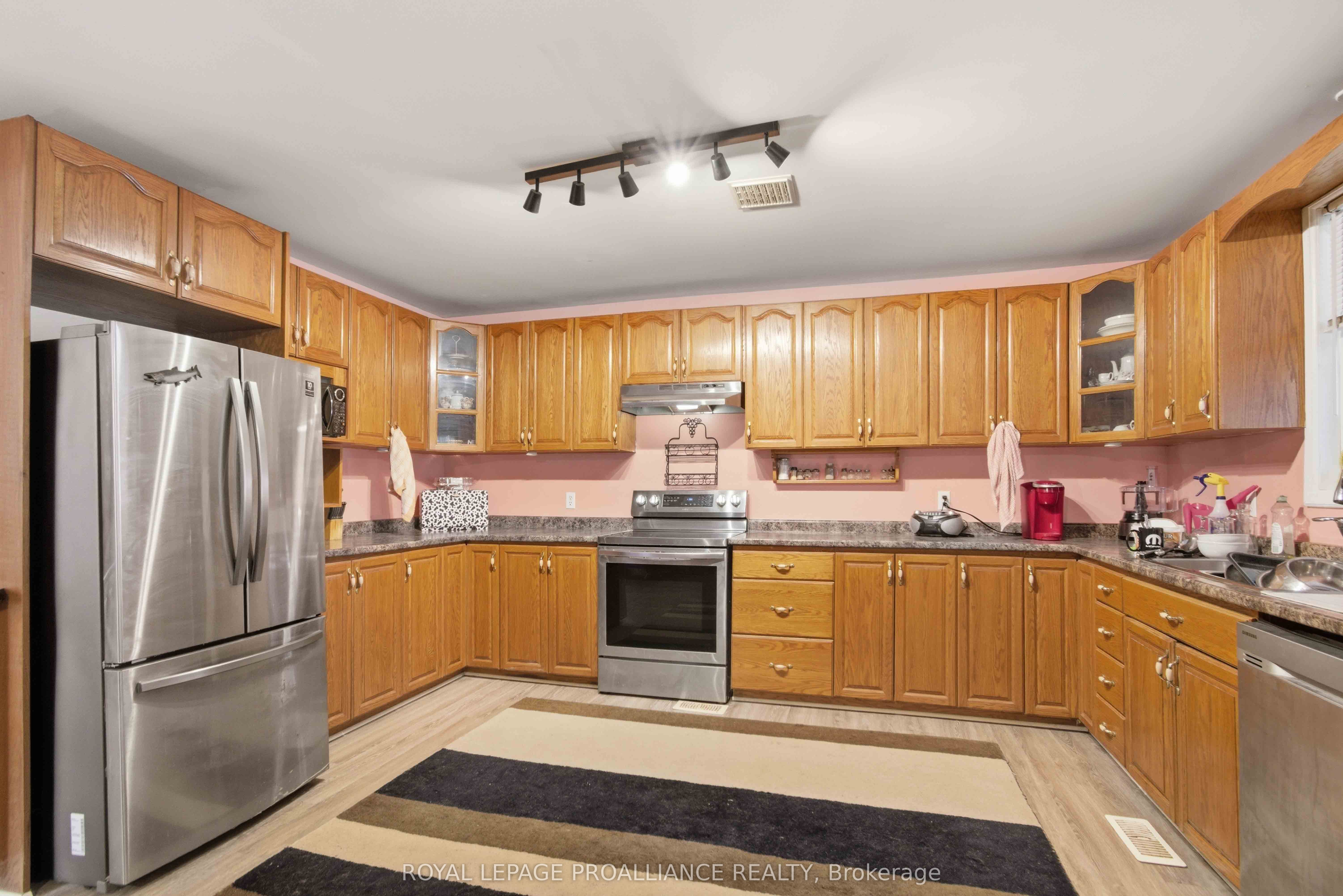 1625 County Rd 5 Property Photo 6