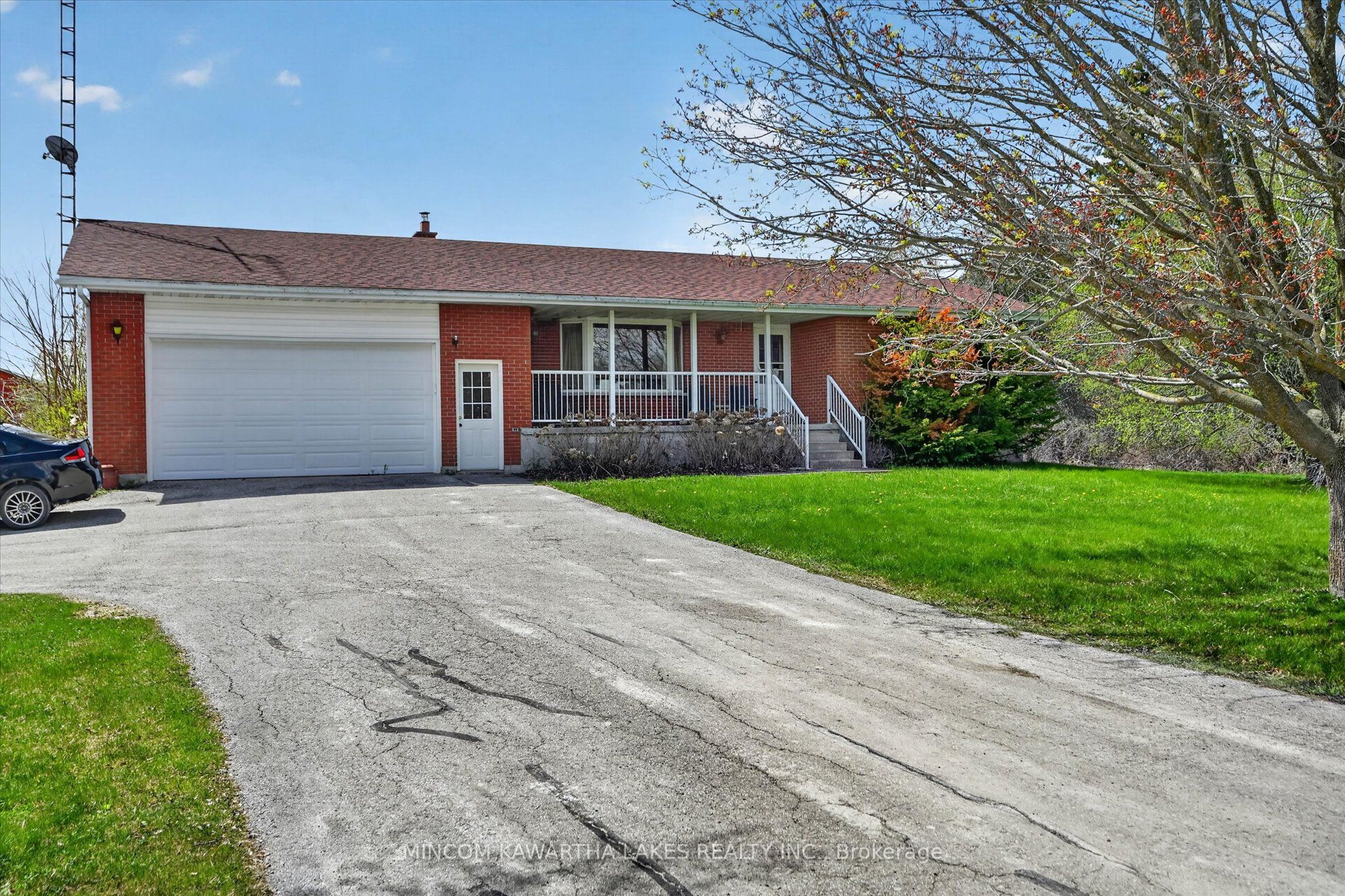 1528 Matchett Line Property Photo 4