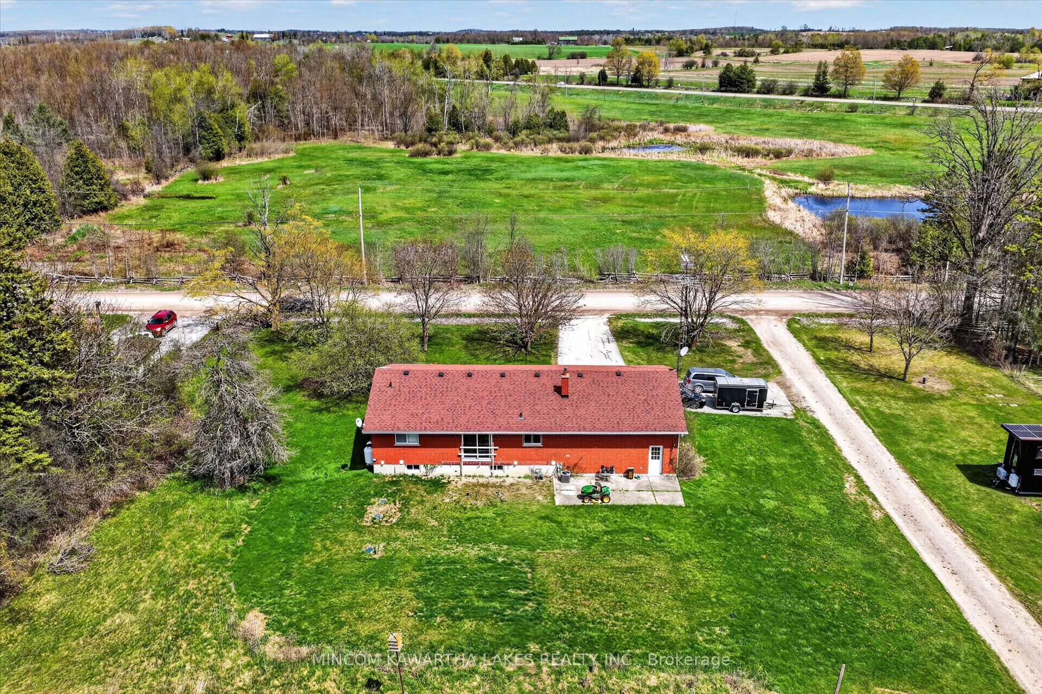 1528 Matchett Line Property Photo 7