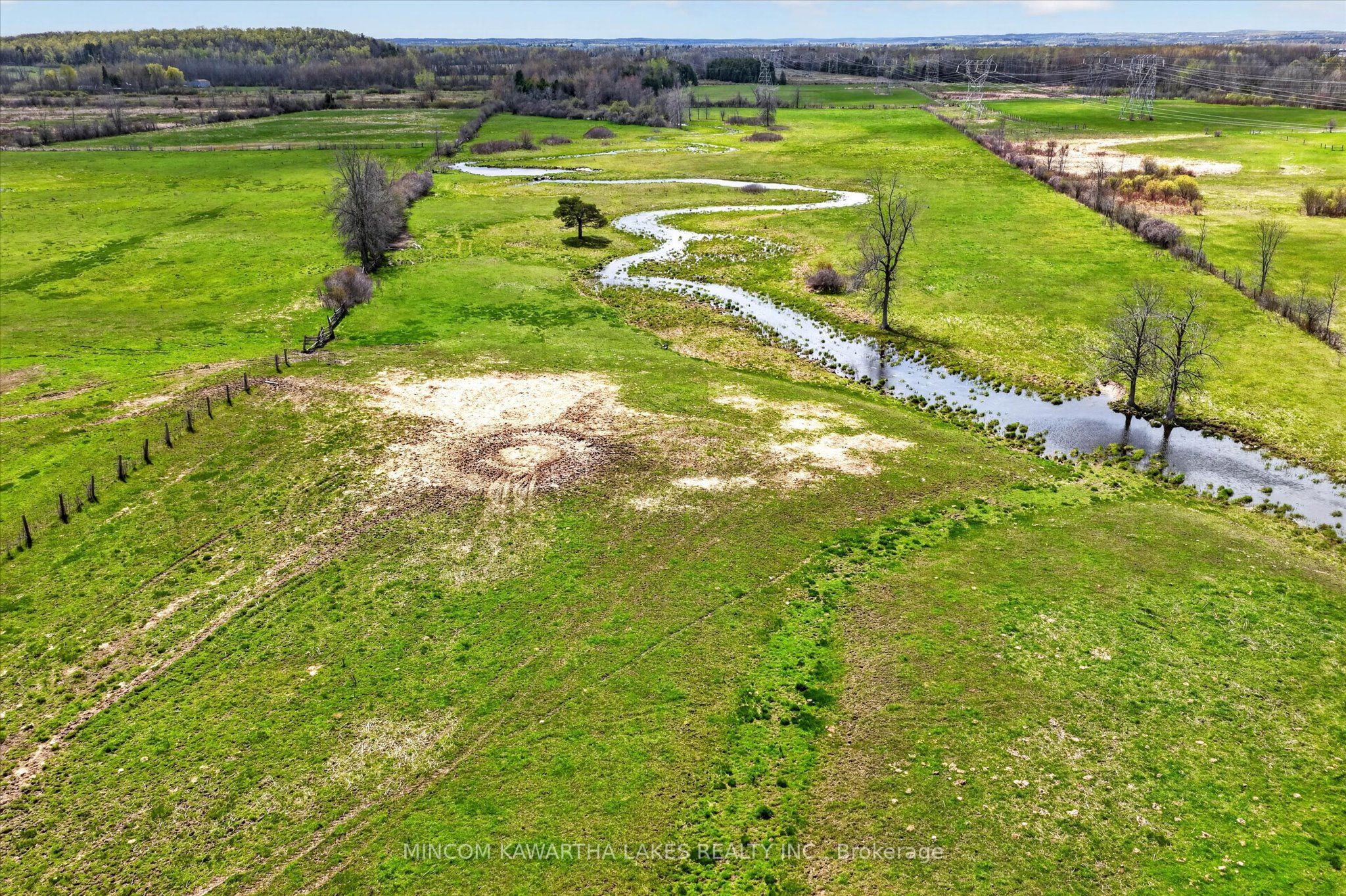 1528 Matchett Line Property Photo 10