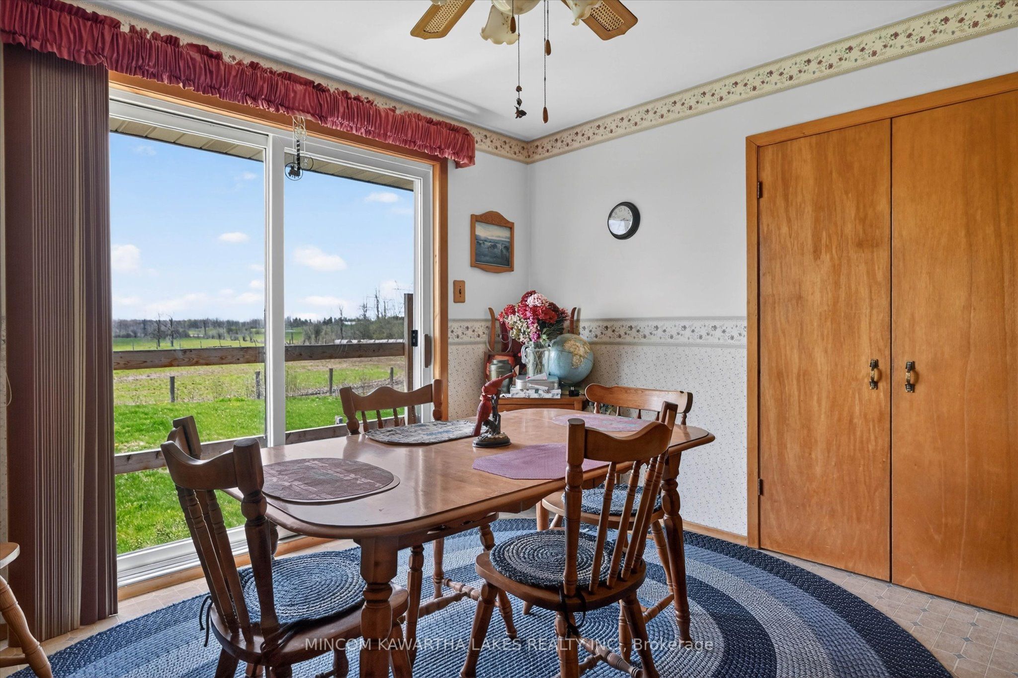 1528 Matchett Line Property Photo 18
