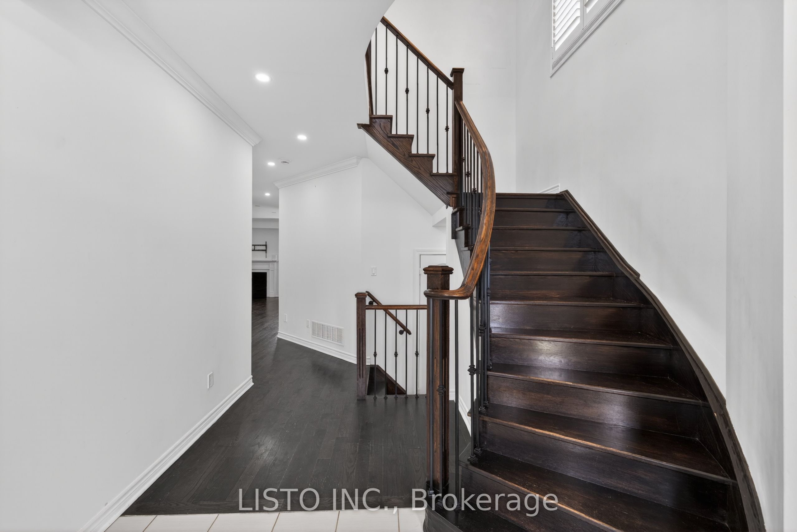 15 Primeau Crescent Property Photo 6