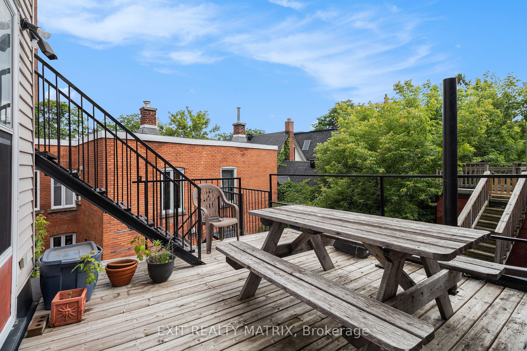 14 Somerset Street W Property Photo 30