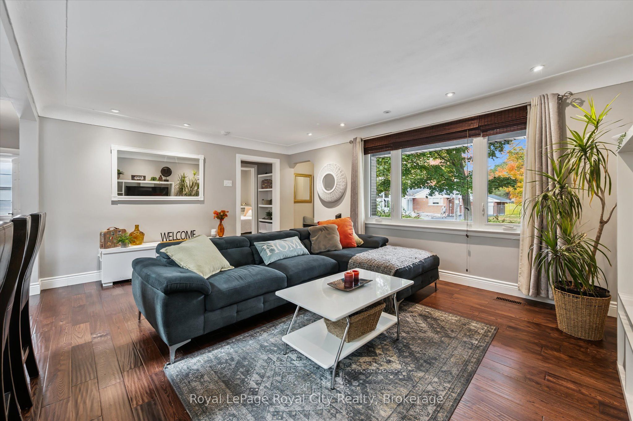 20 Highview Place Property Photo 8