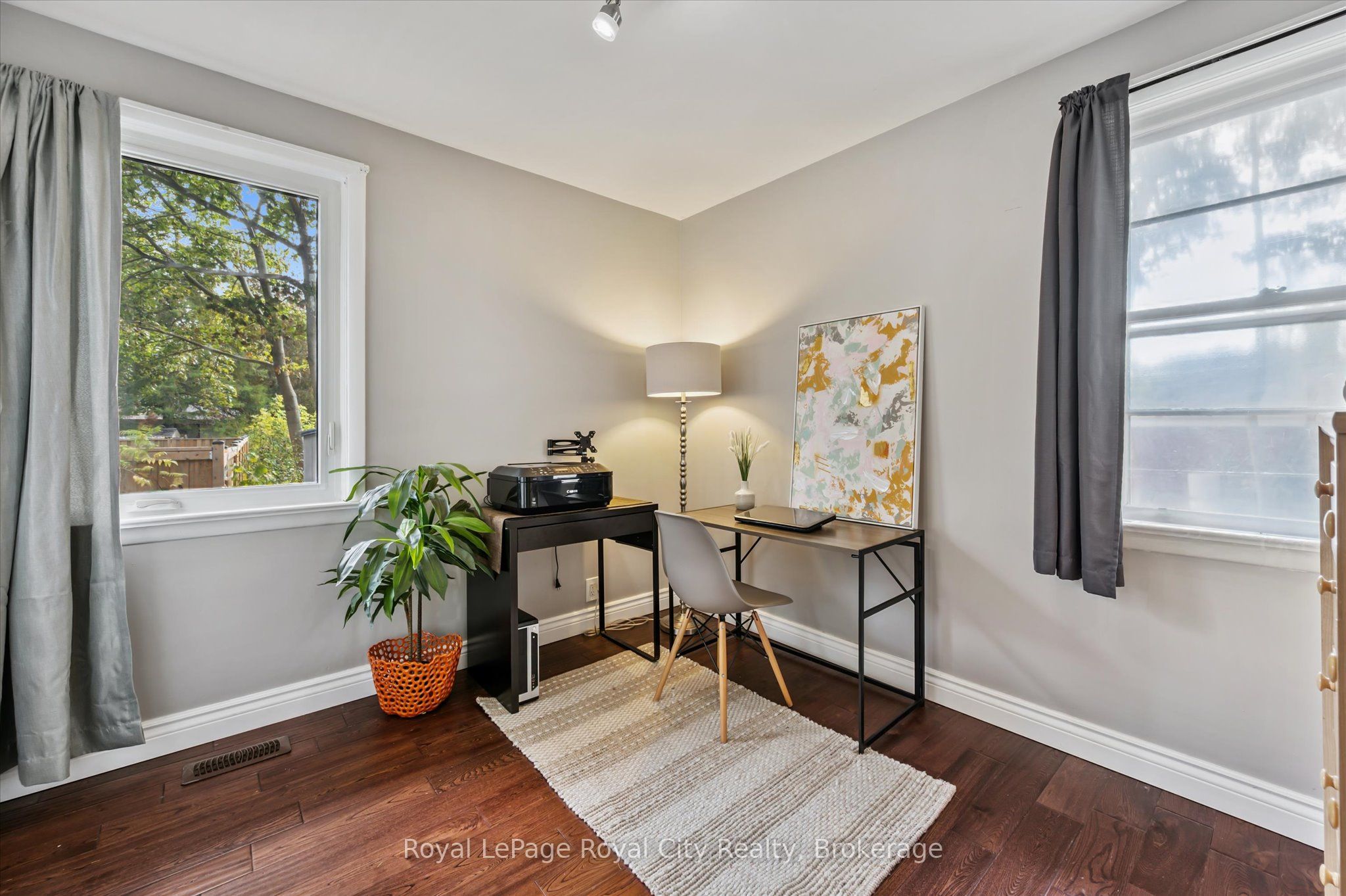 20 Highview Place Property Photo 9