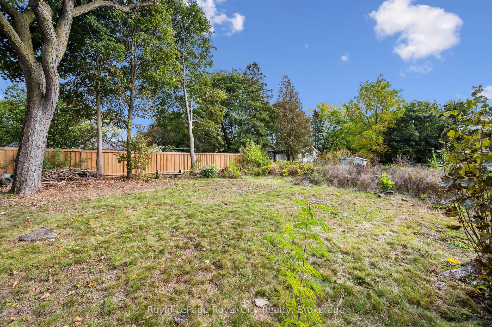 20 Highview Place Property Photo 24