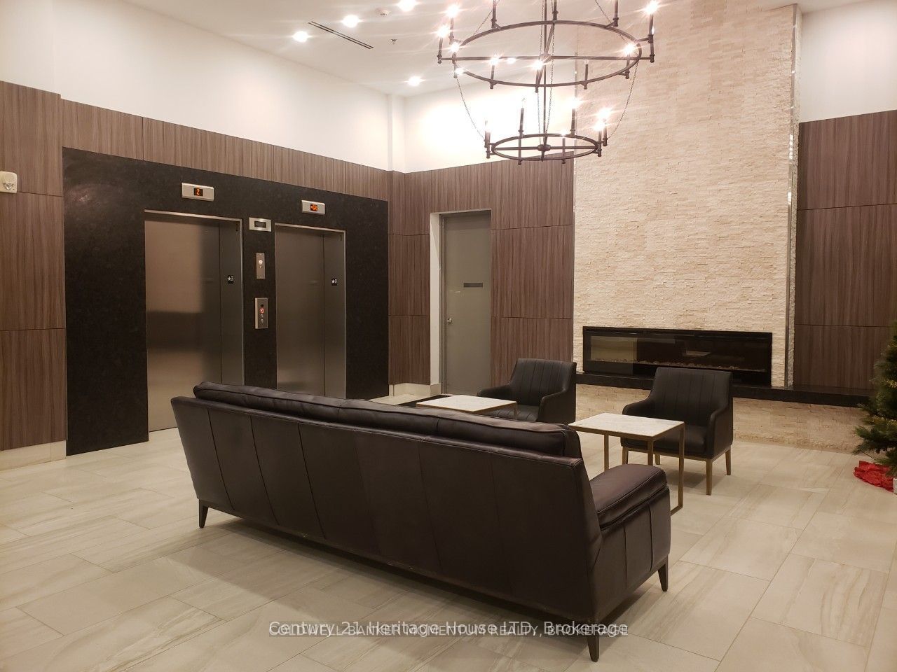 560 North Service Road 608 Property Photo 17