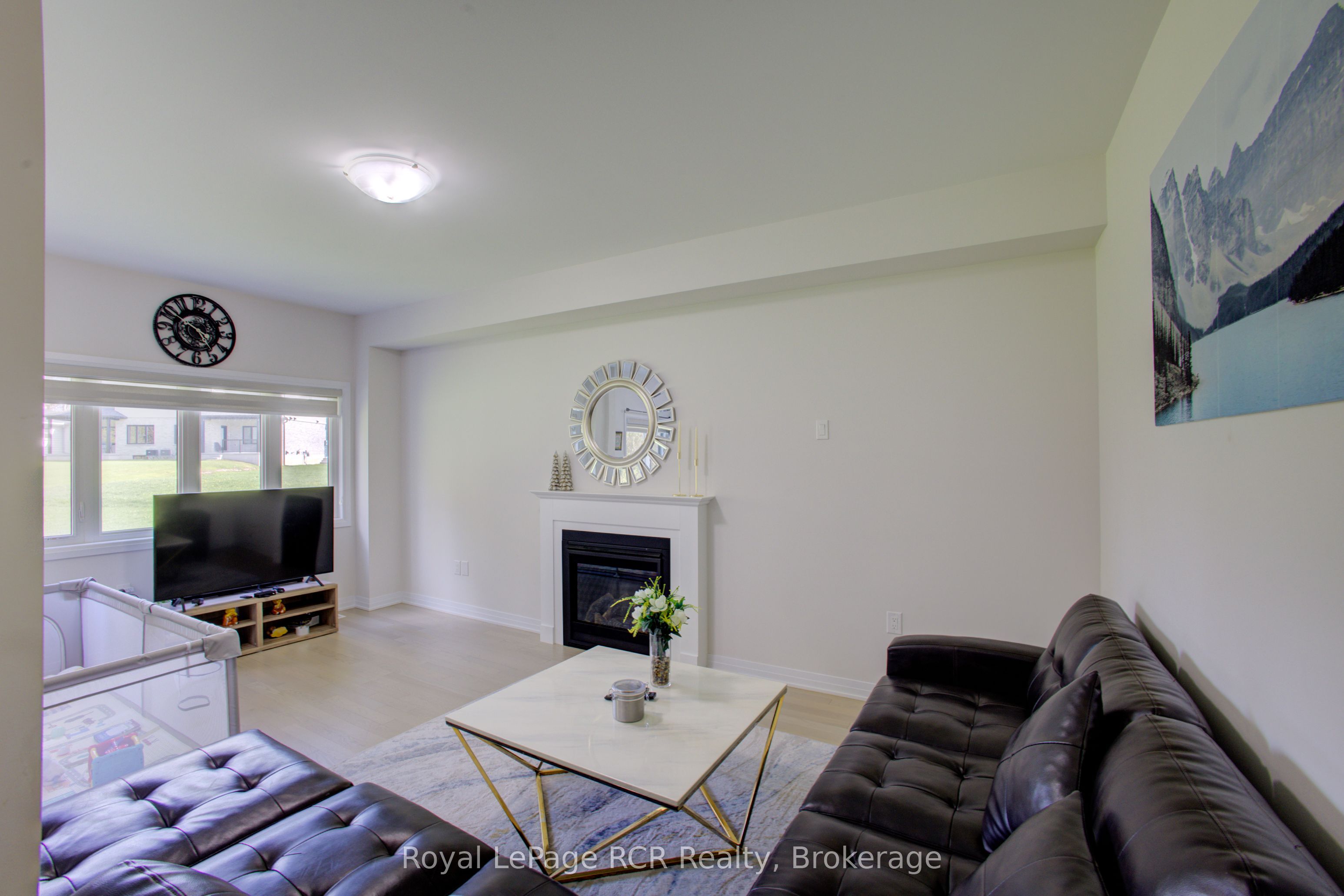 185 Dingman Street Property Photo 13