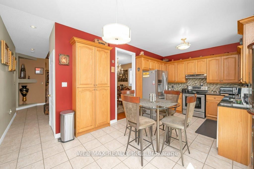 15 Armour Crescent Property Photo 6