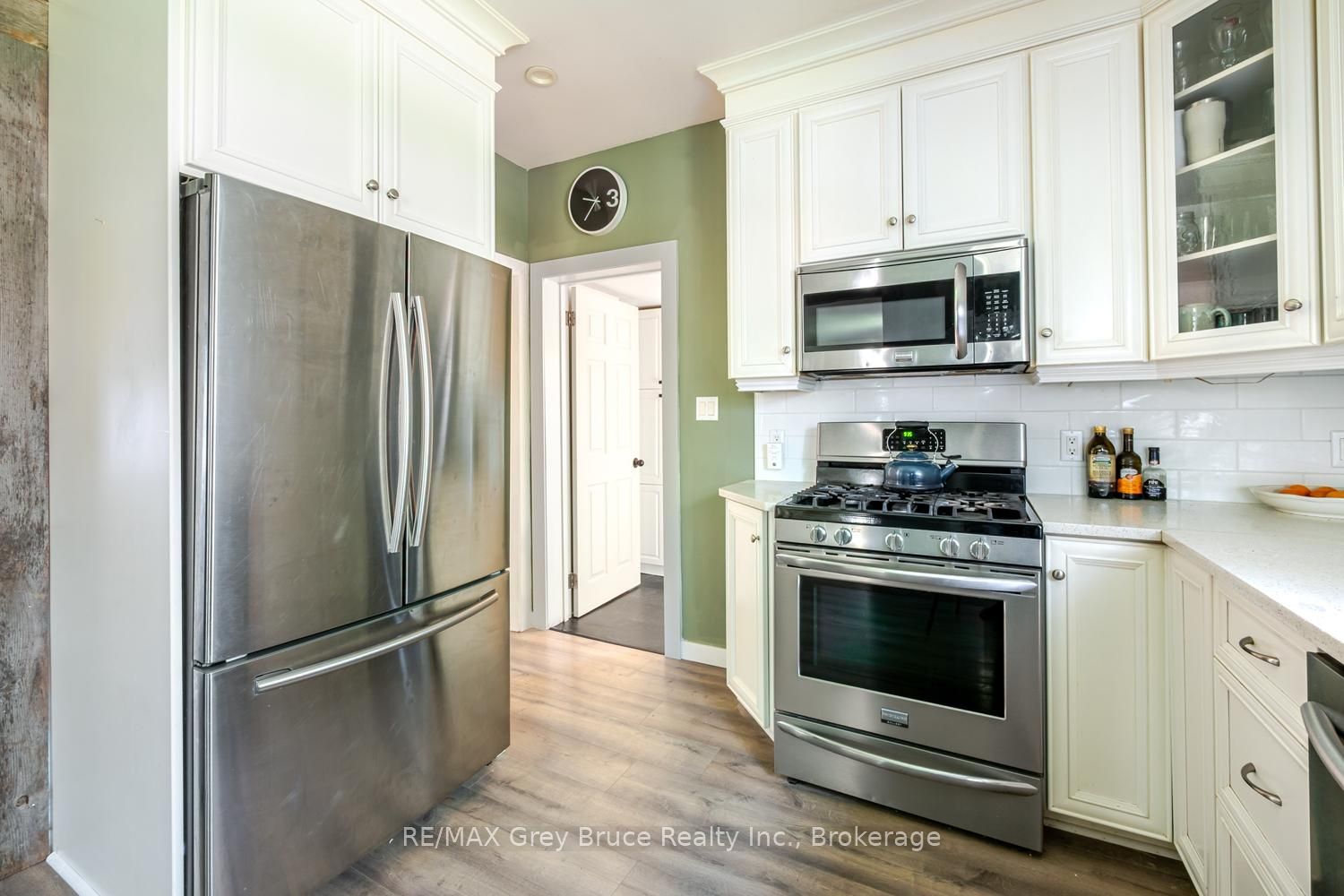 105 Main Street Property Photo 14