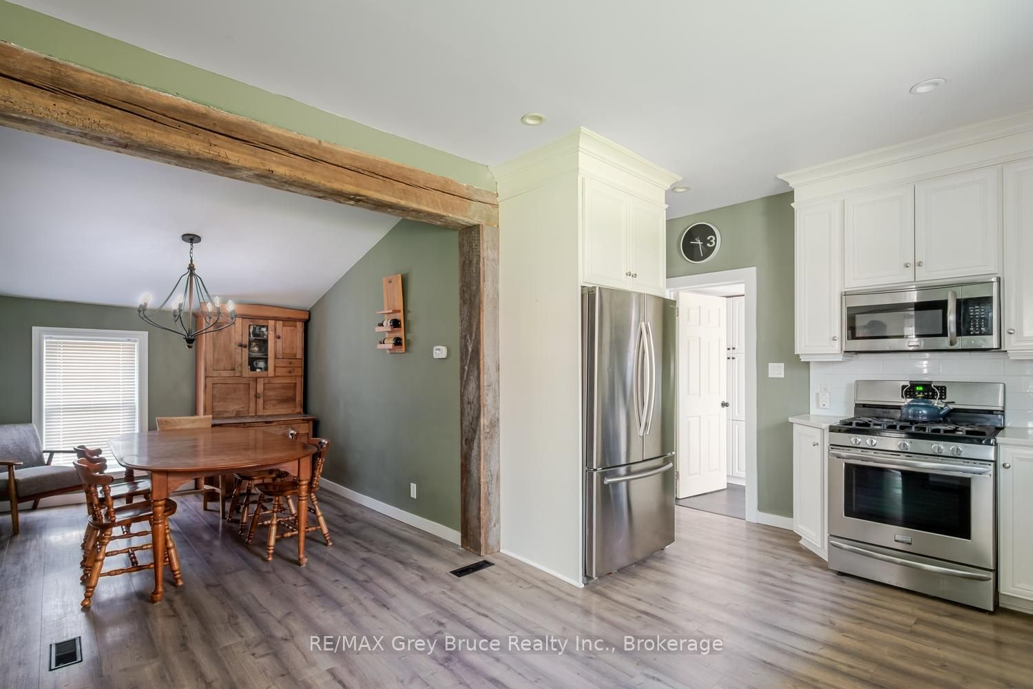 105 Main Street Property Photo 15
