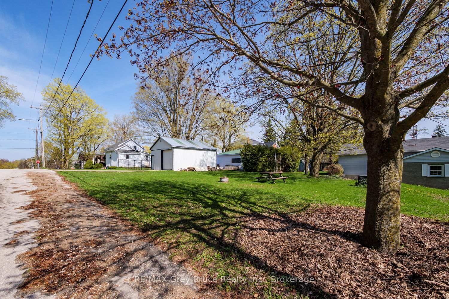 105 Main Street Property Photo 45