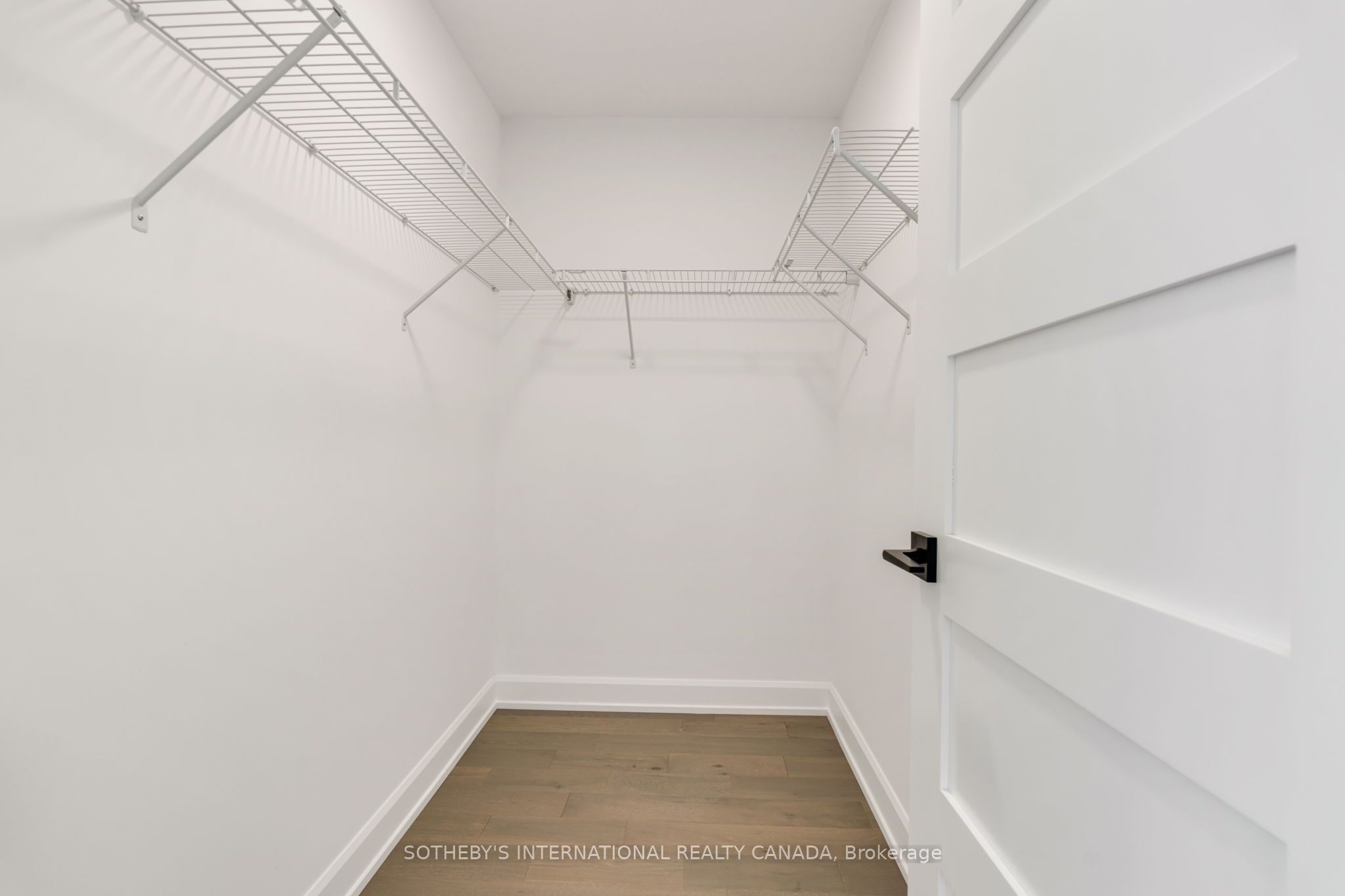 195 Hunter Street E Th 105 Property Photo 29