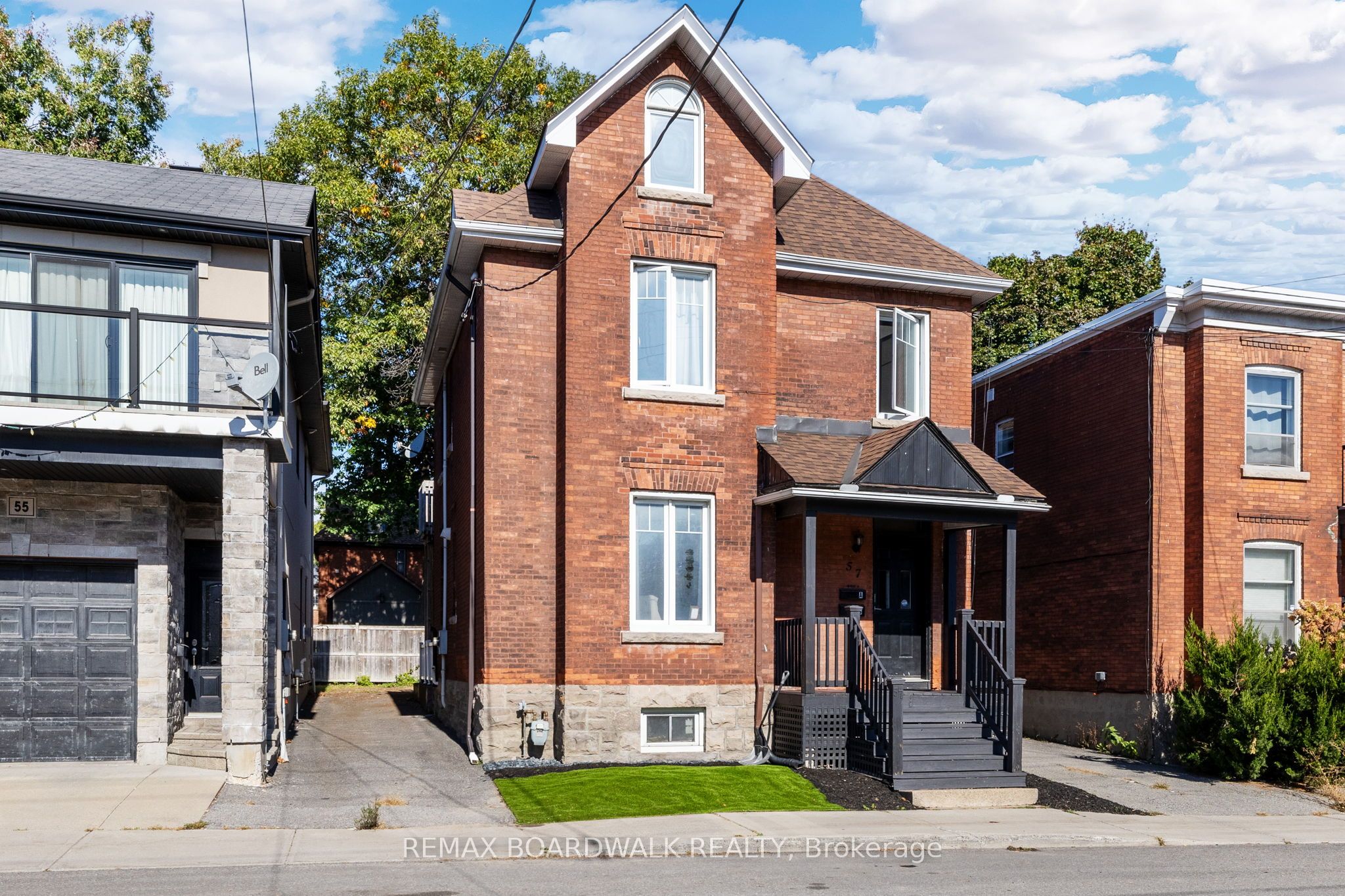 57 LEES Avenue Property Photo 1