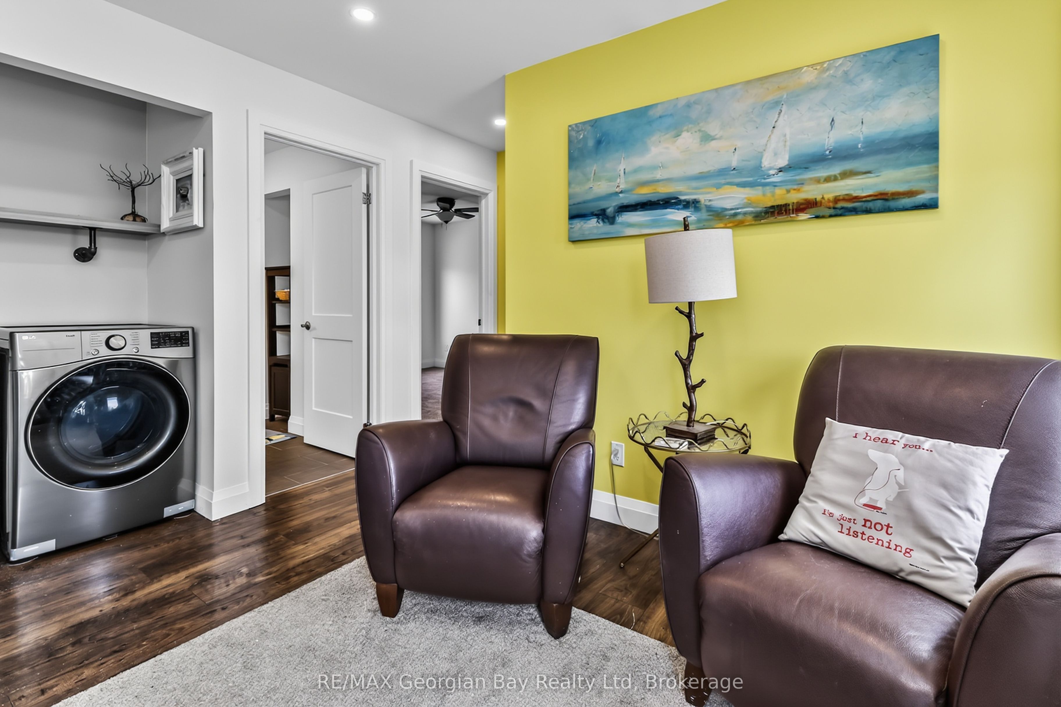1432 Honey Harbour Road Property Photo 22