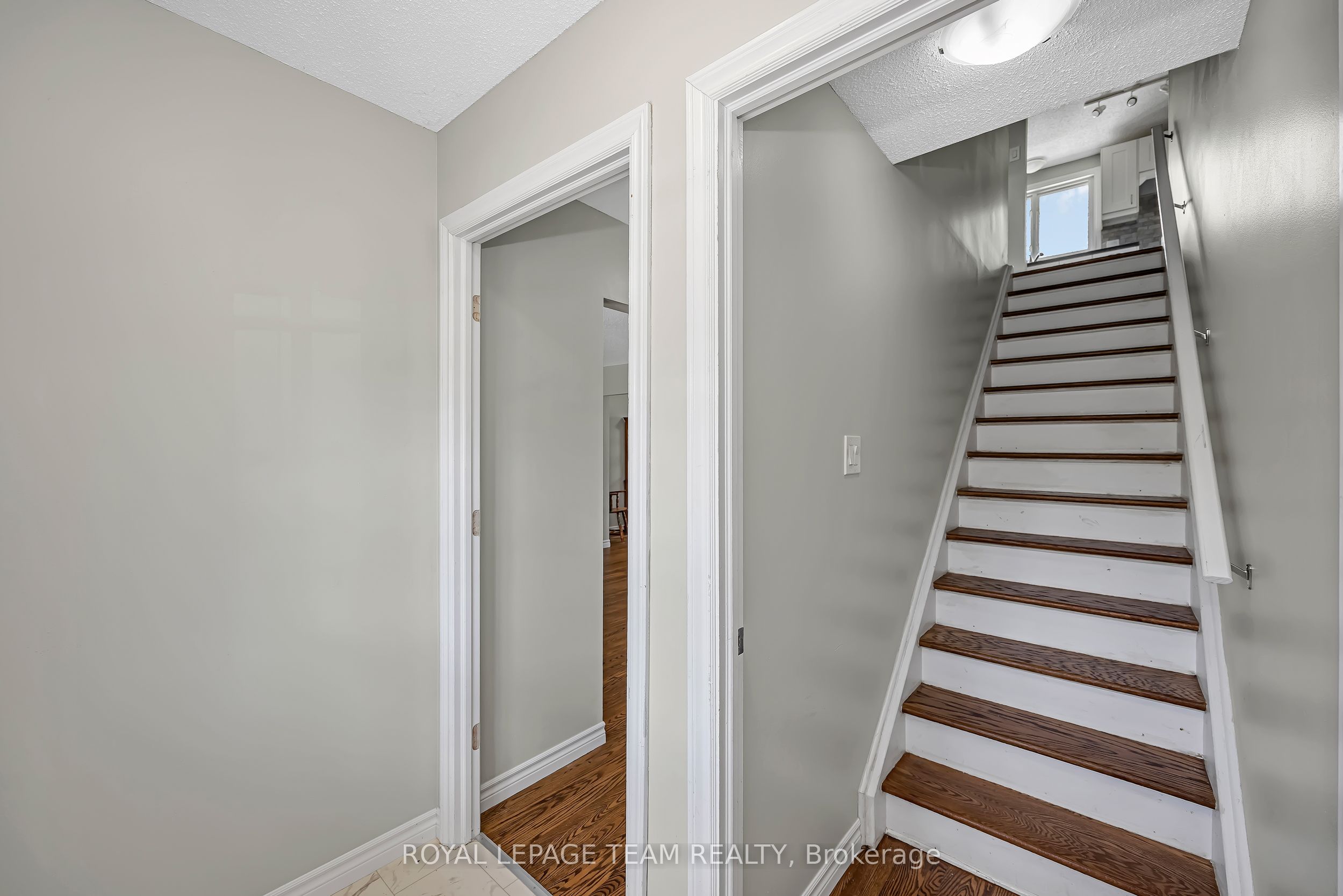 73 Southpark Drive Property Photo 22