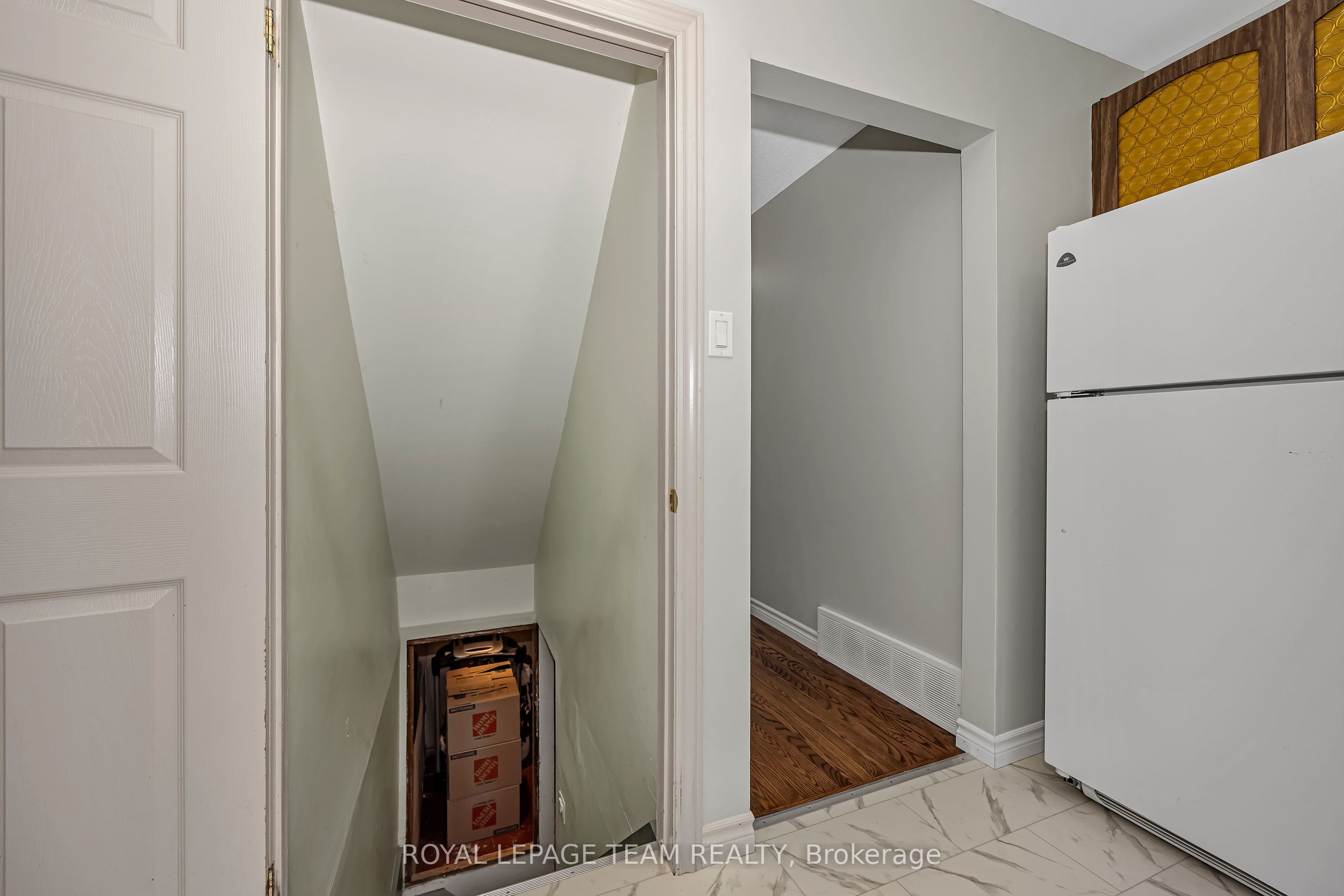 73 Southpark Drive Property Photo 37