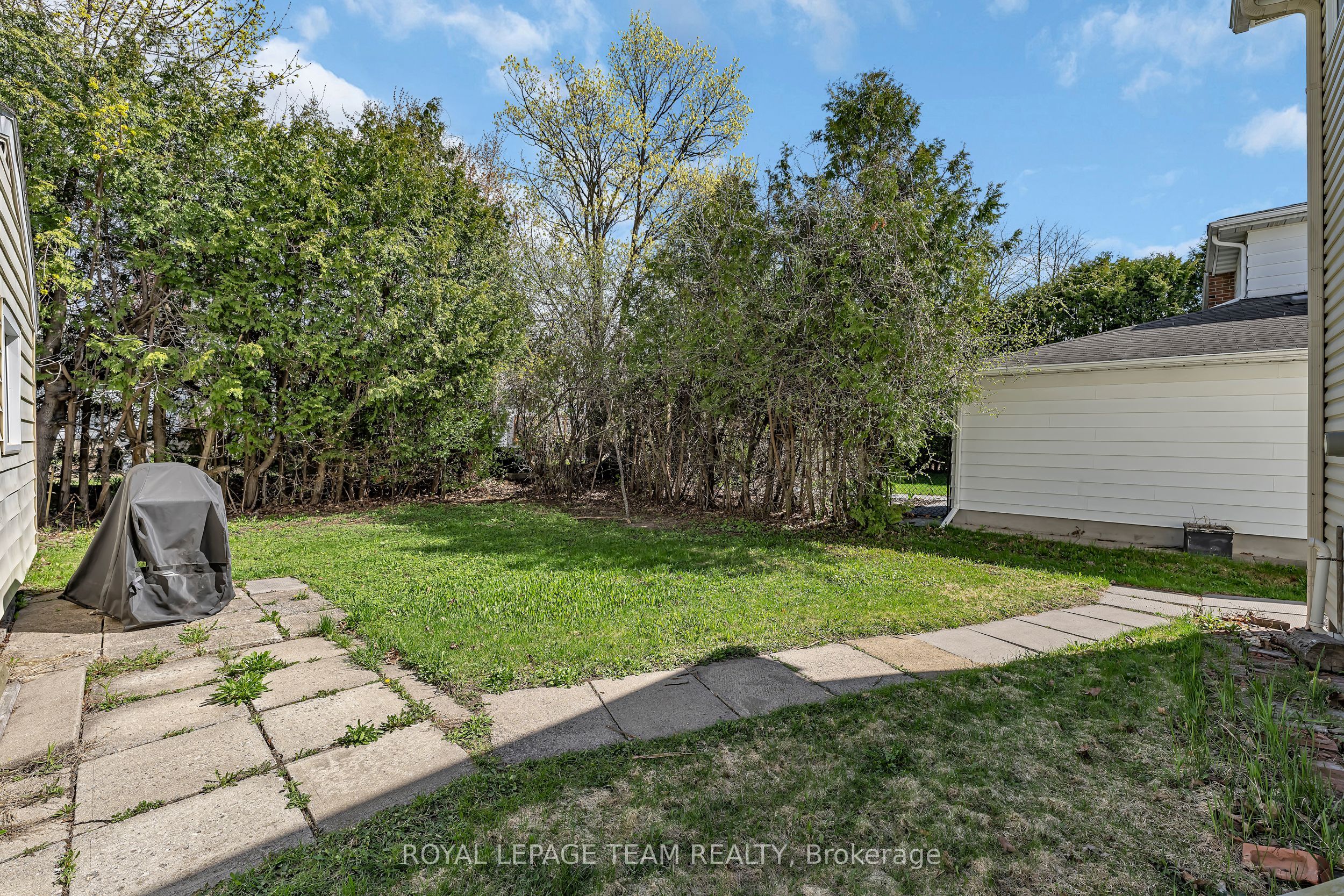 73 Southpark Drive Property Photo 45
