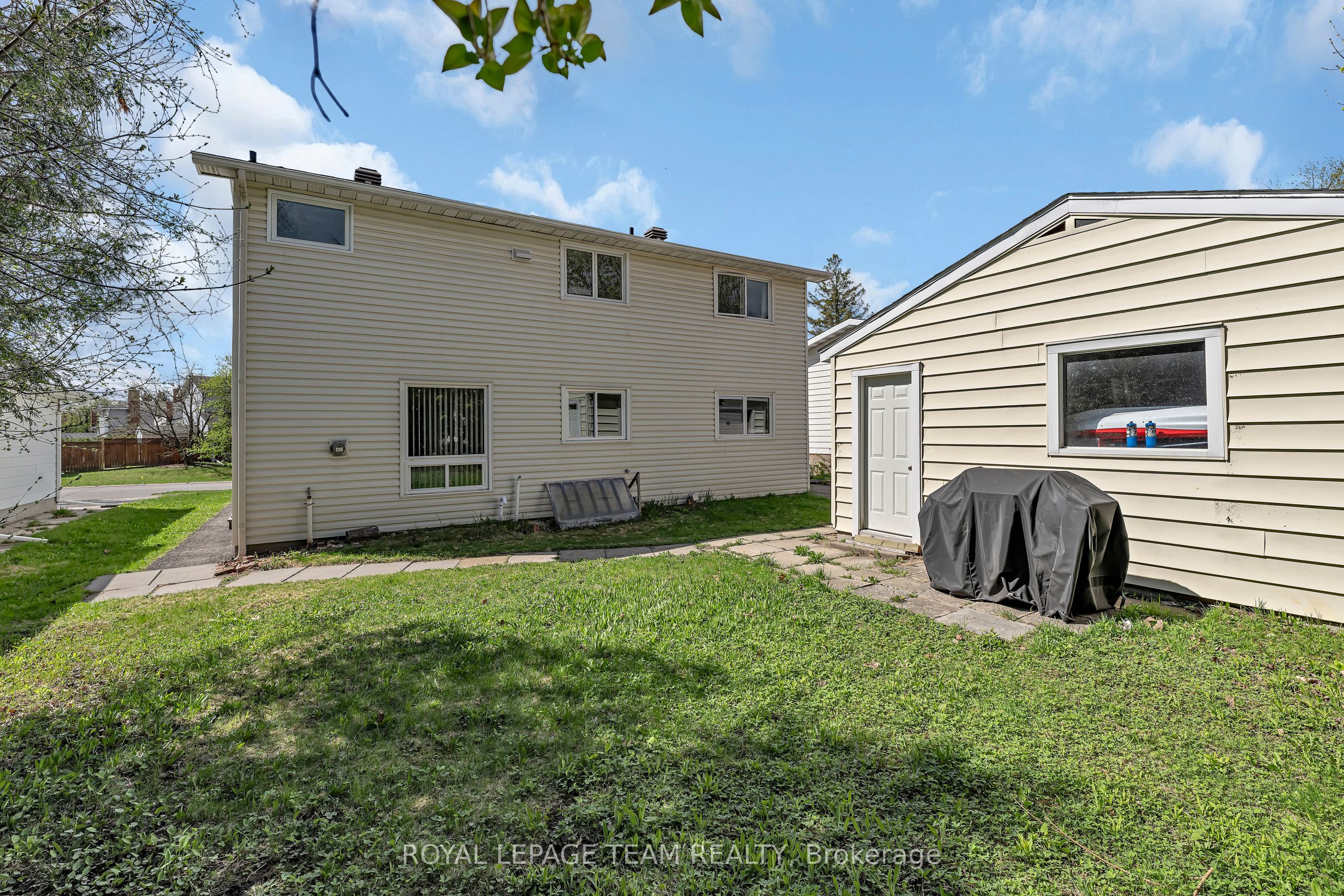 73 Southpark Drive Property Photo 46