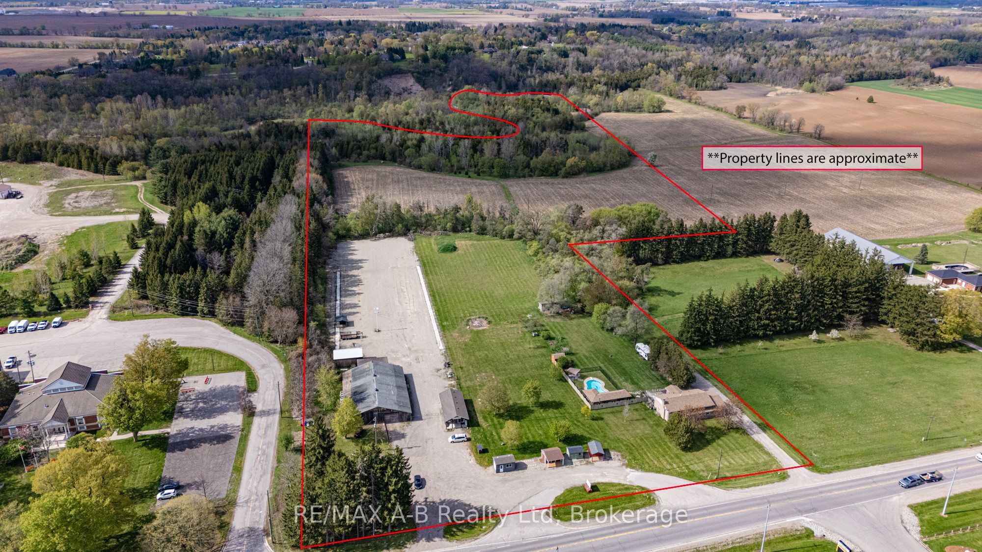 1241 - 1247 Colborne Street W Property Photo 1
