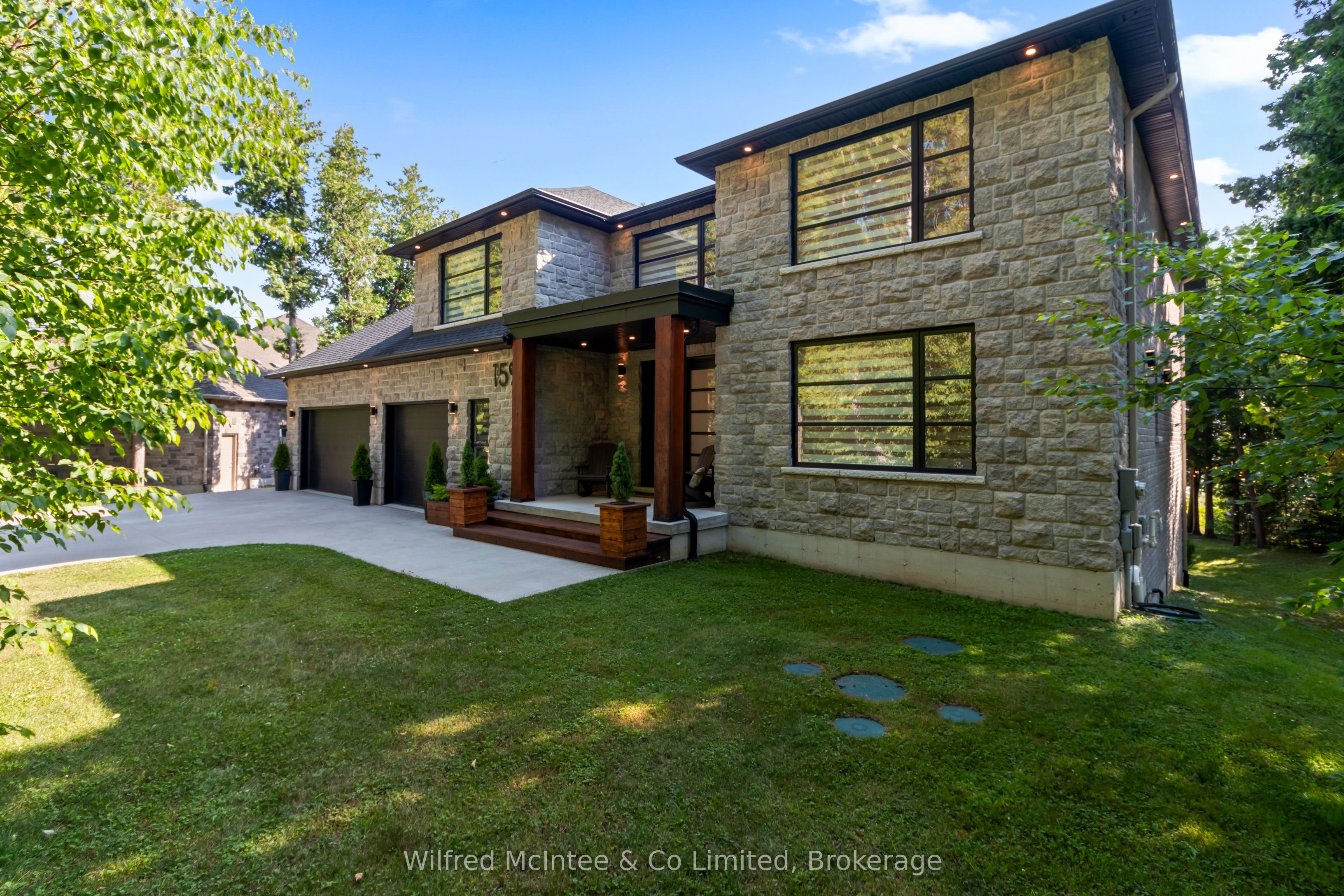 159 Upper Lorne Beach Road Property Photo 1