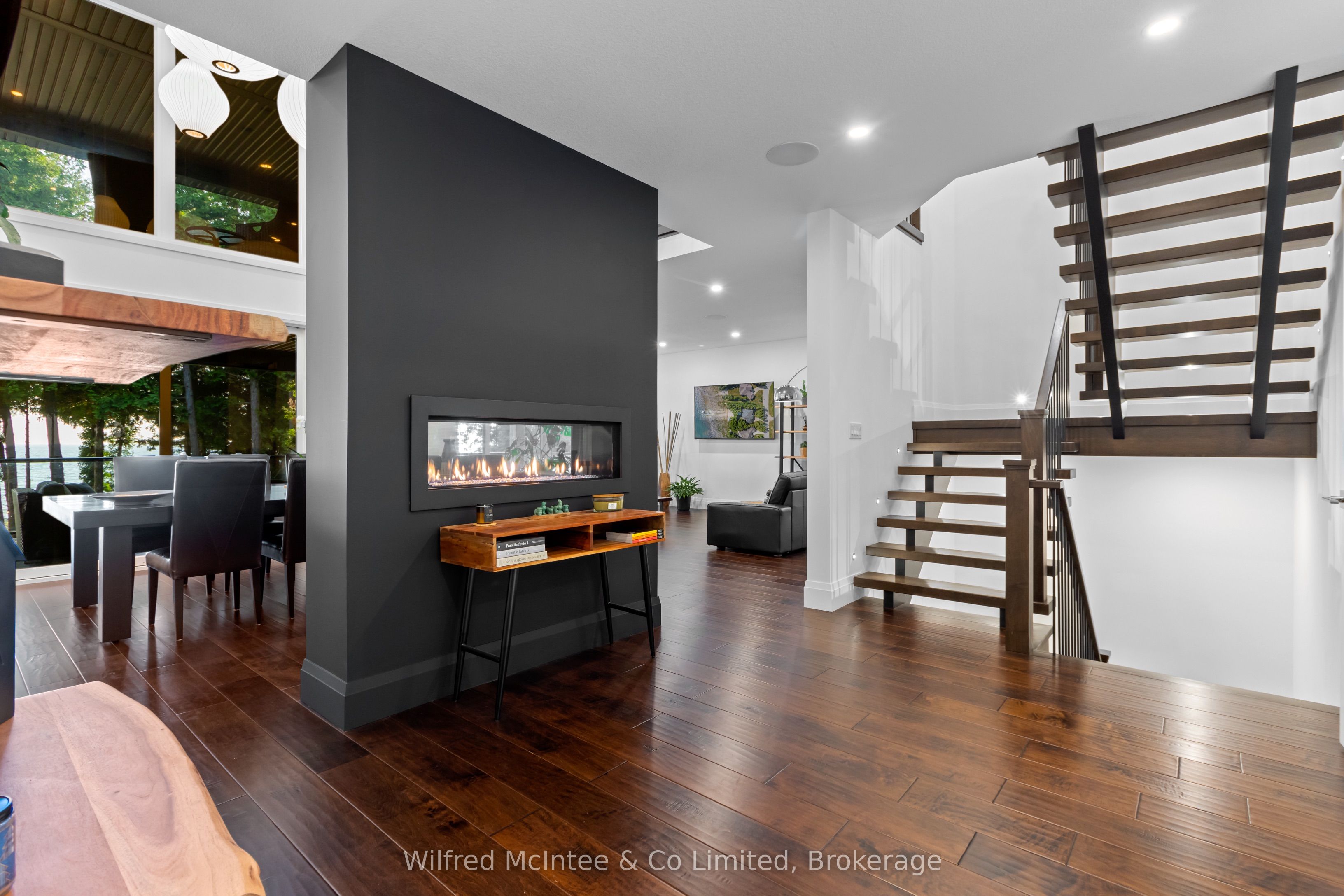159 Upper Lorne Beach Road Property Photo 12