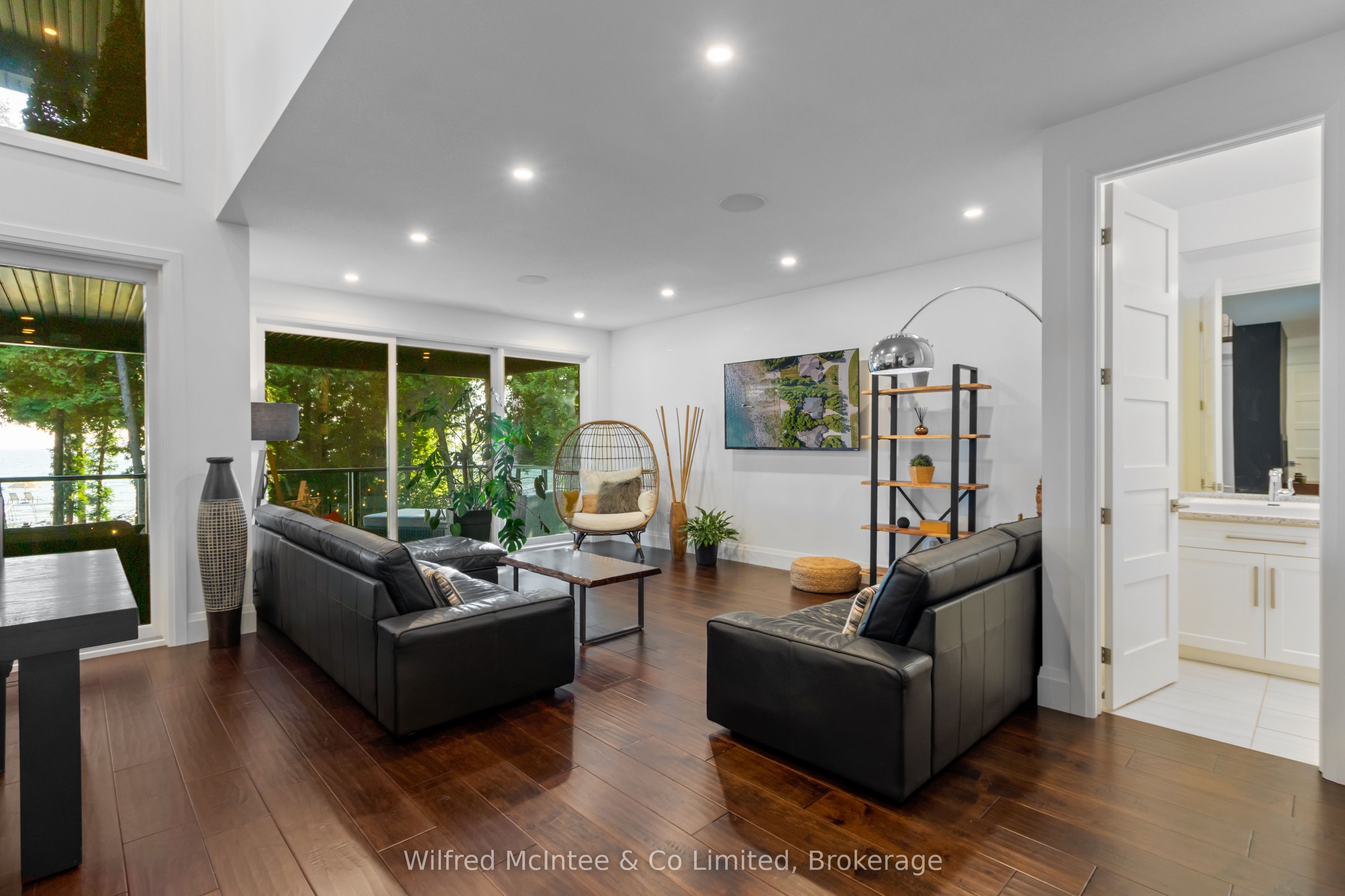 159 Upper Lorne Beach Road Property Photo 13