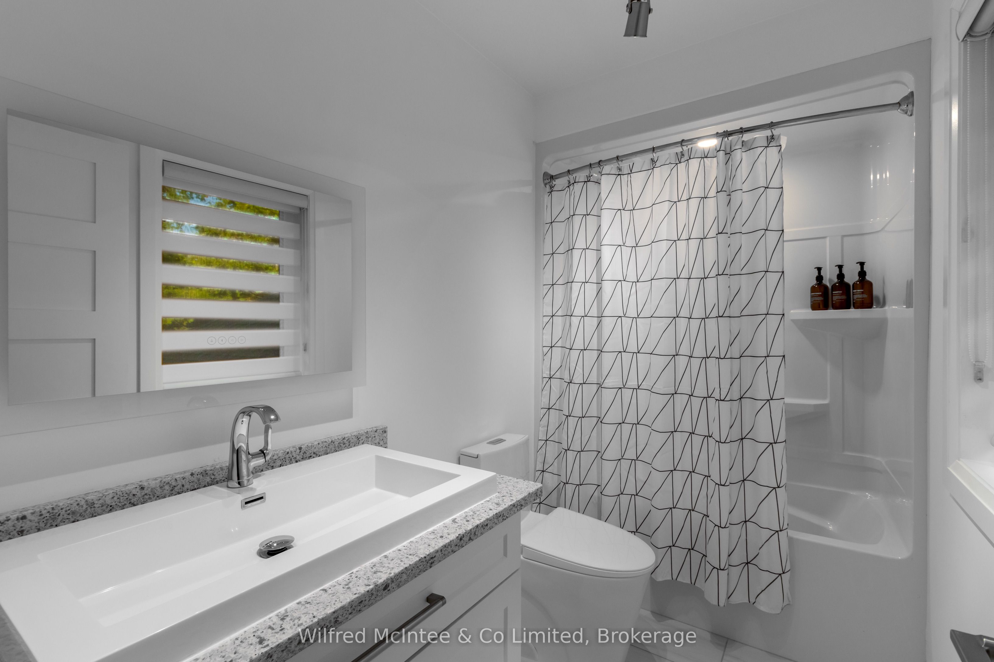 159 Upper Lorne Beach Road Property Photo 29