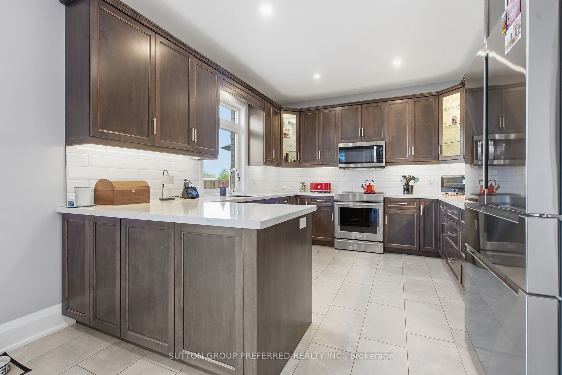 215 Leitch Street Property Photo 13