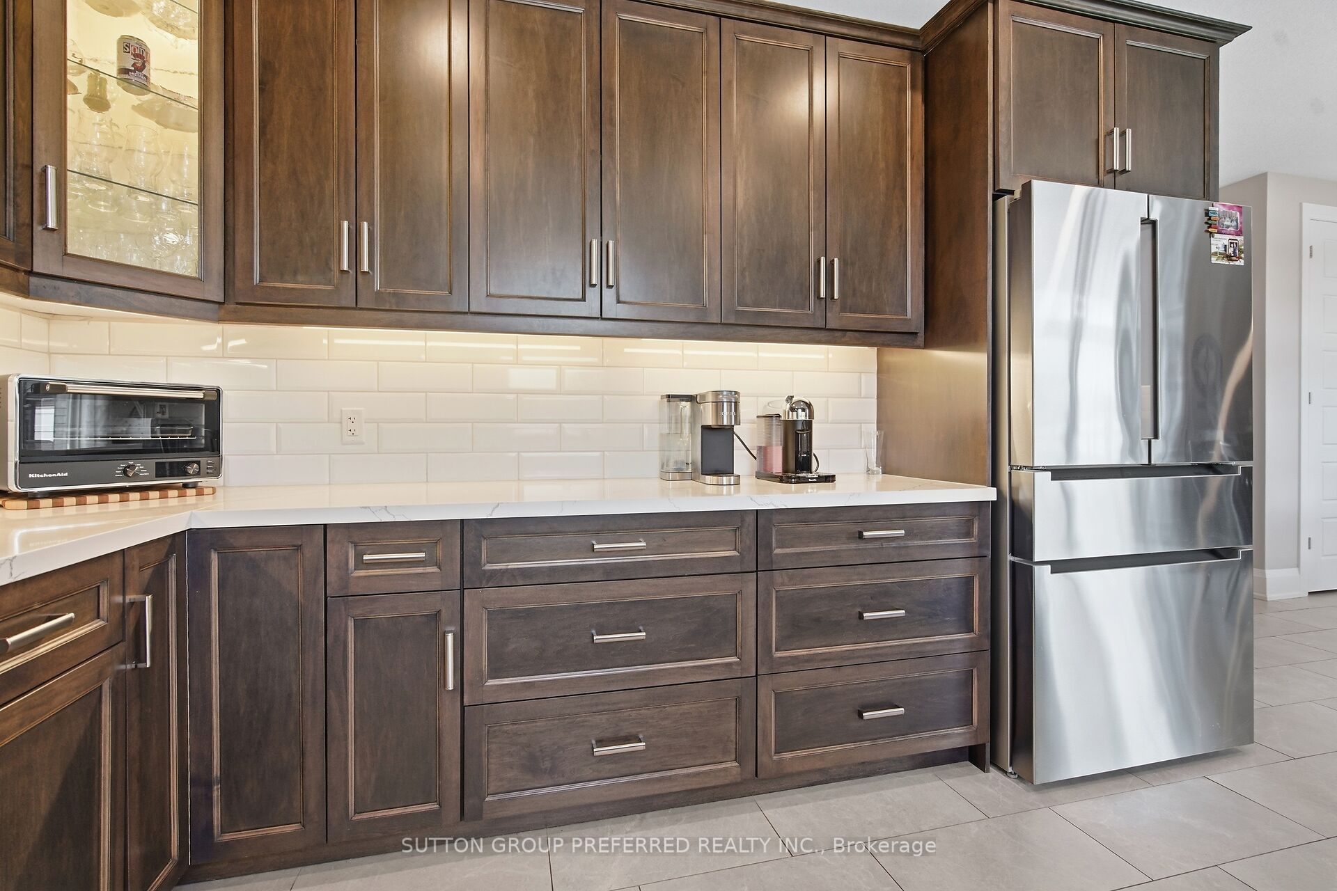 215 Leitch Street Property Photo 15