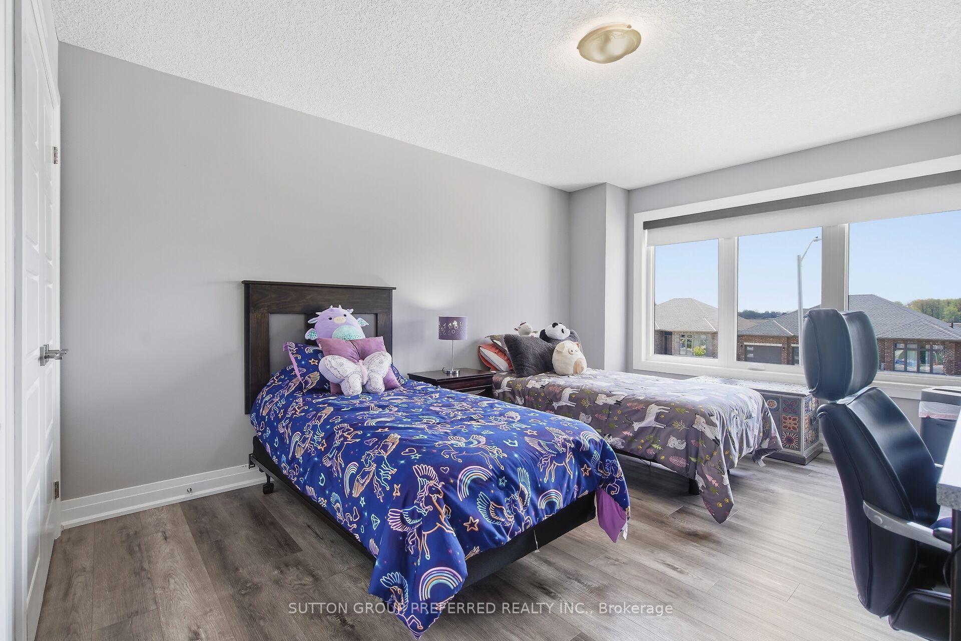 215 Leitch Street Property Photo 26