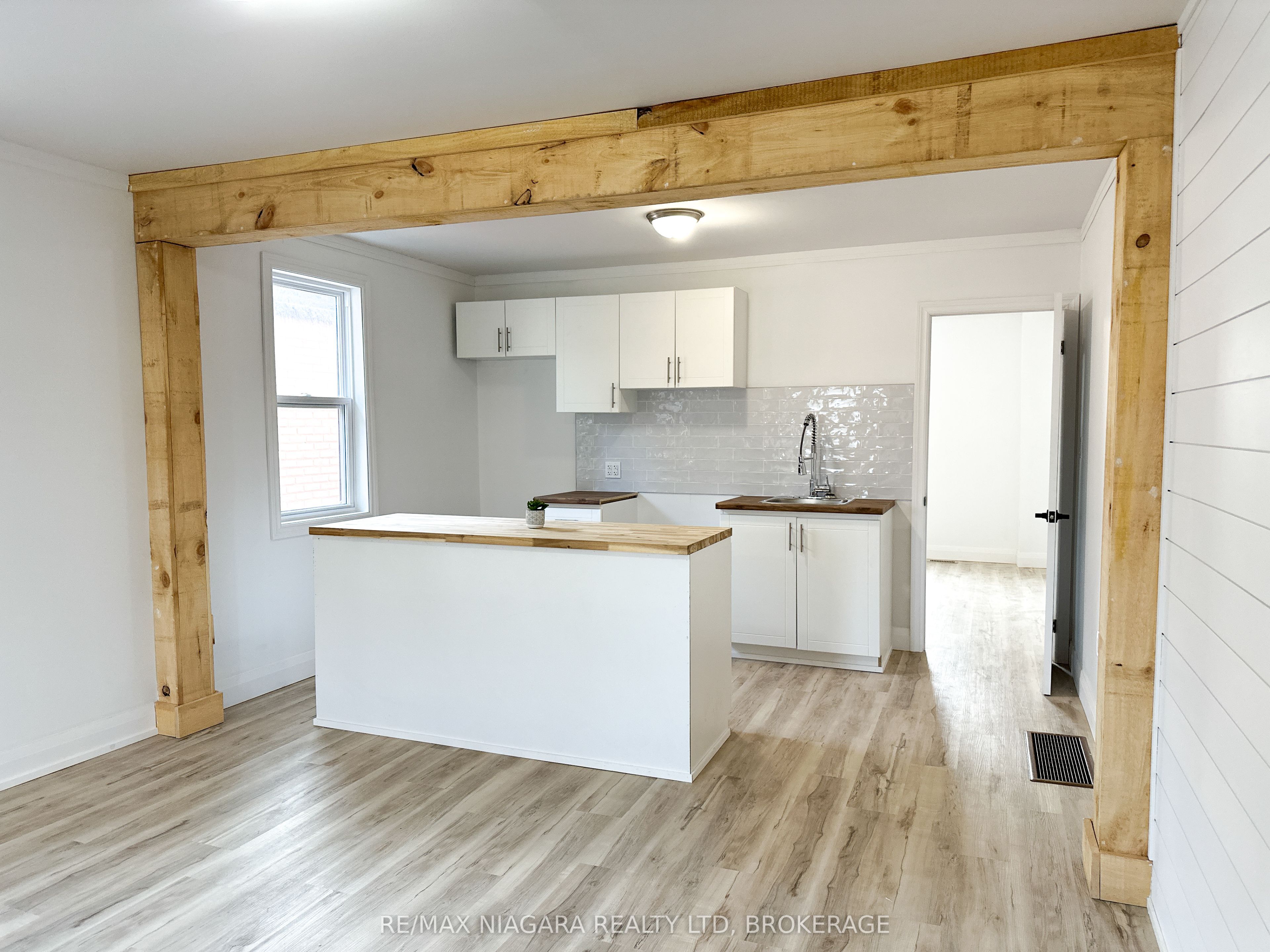 233 Pelham Road Property Photo 4