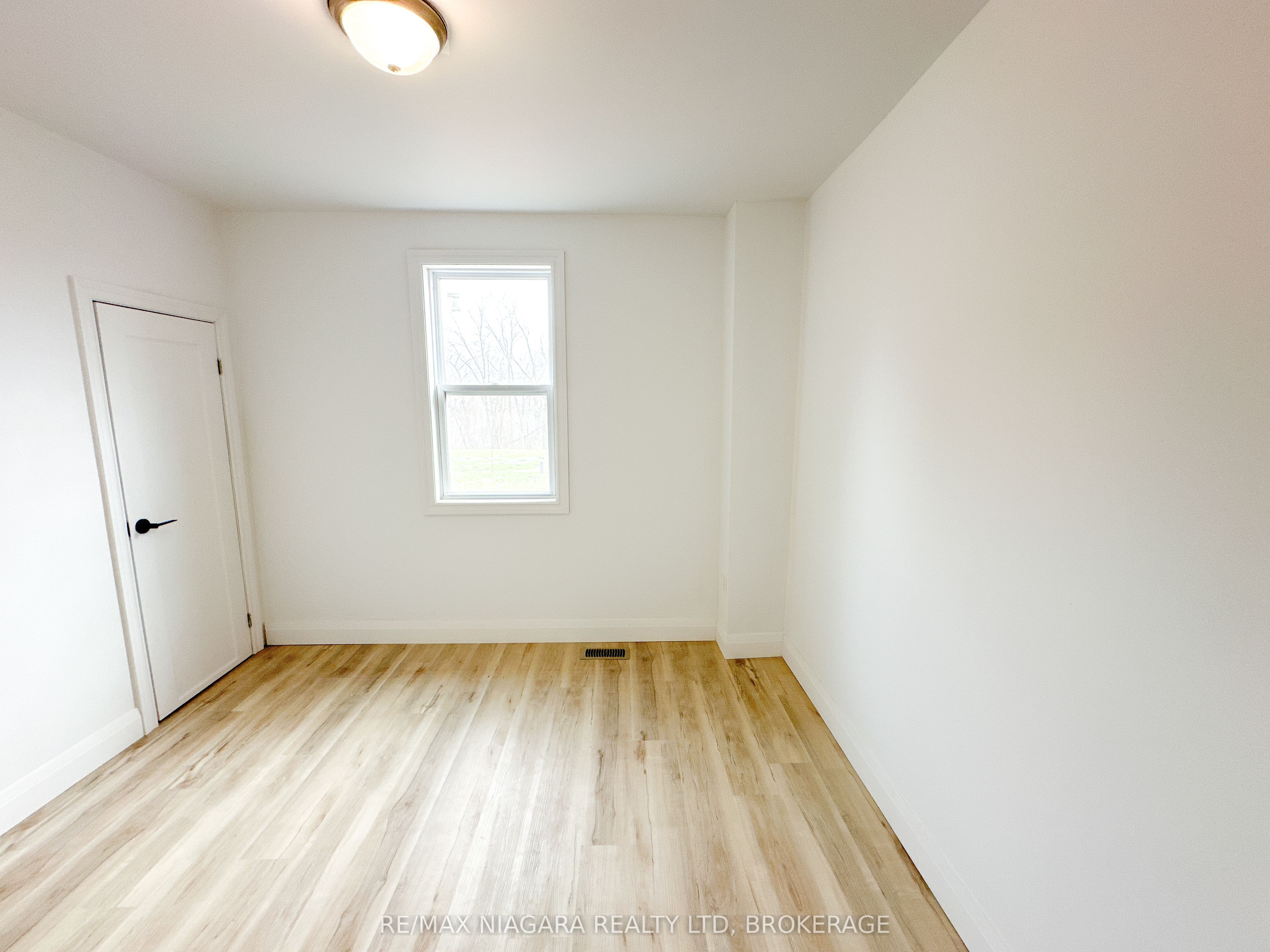 233 Pelham Road Property Photo 17