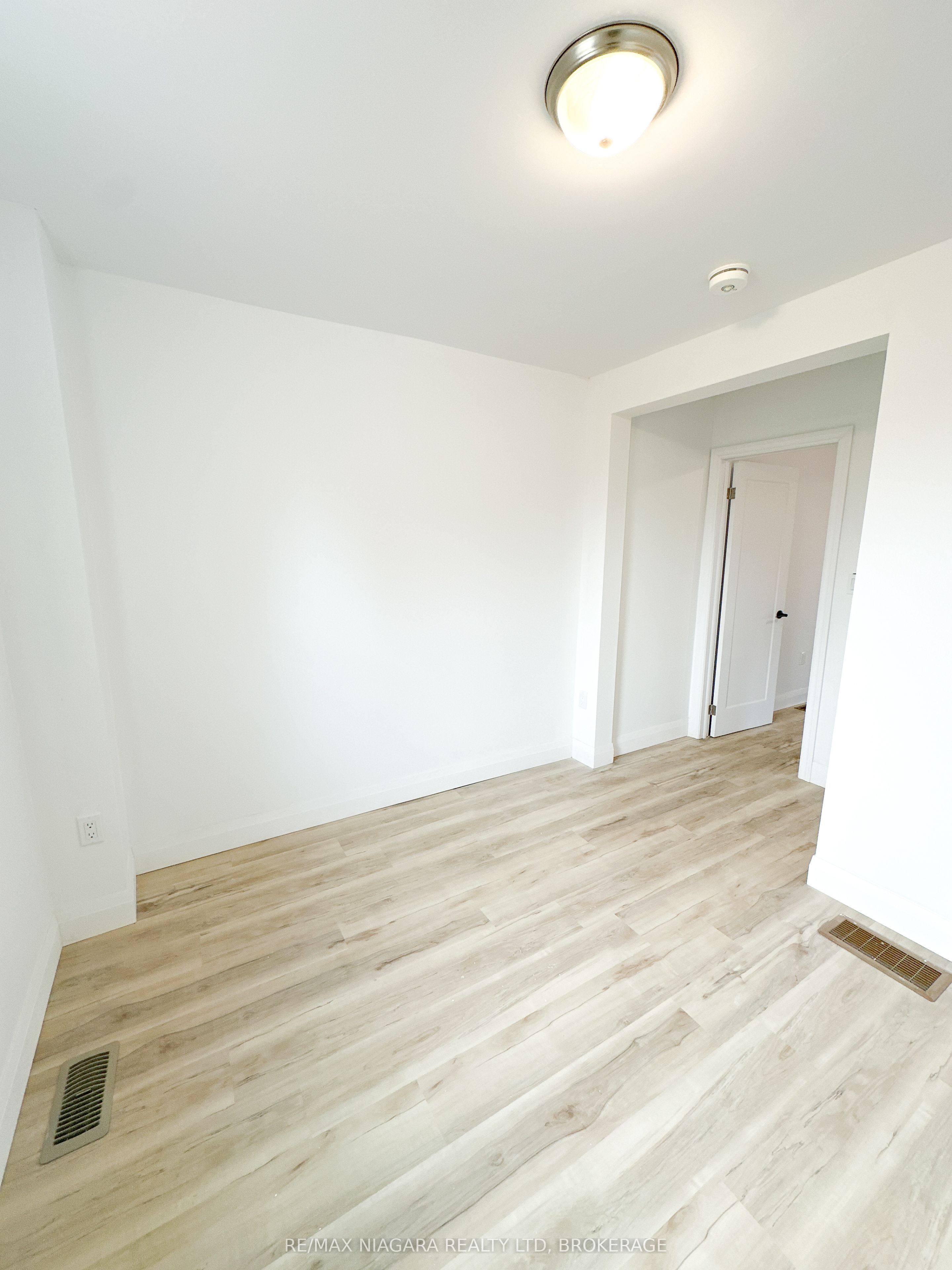 233 Pelham Road Property Photo 18