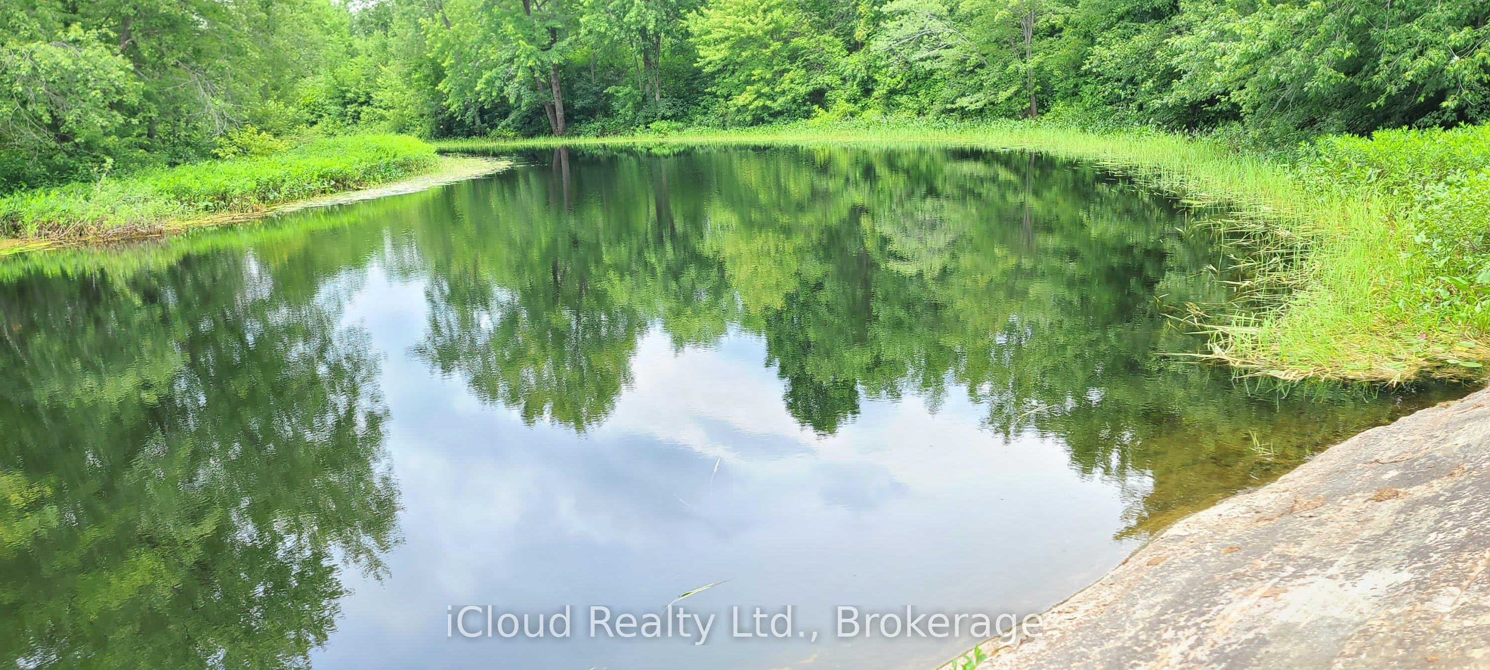 788 Courneya Road Property Photo 1