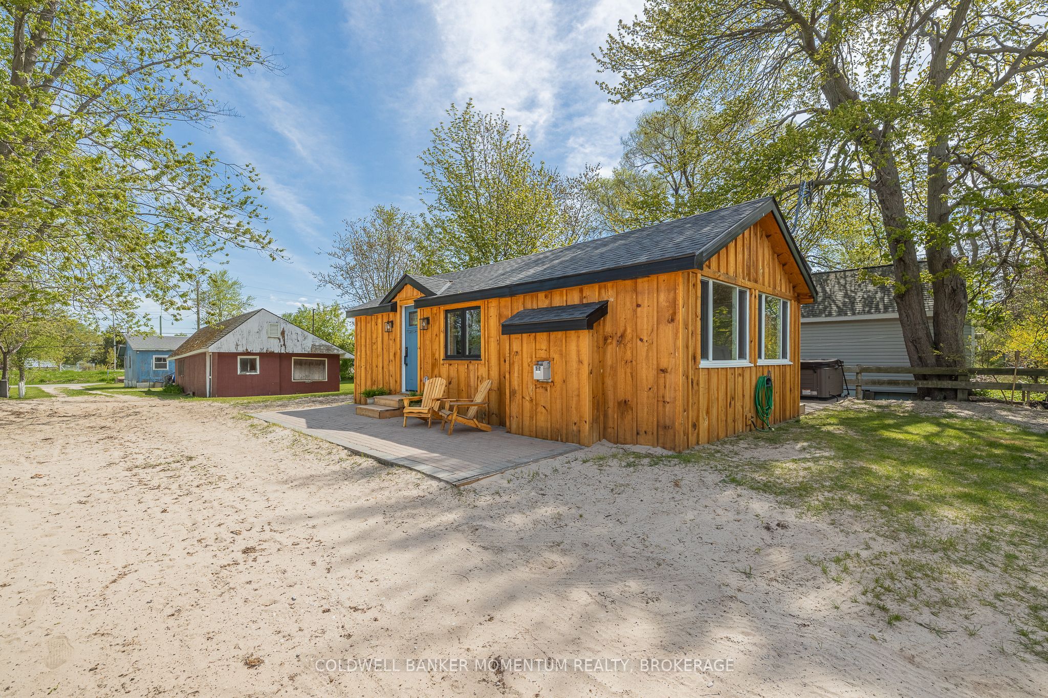 12221 Lakeshore Road Property Photo 11
