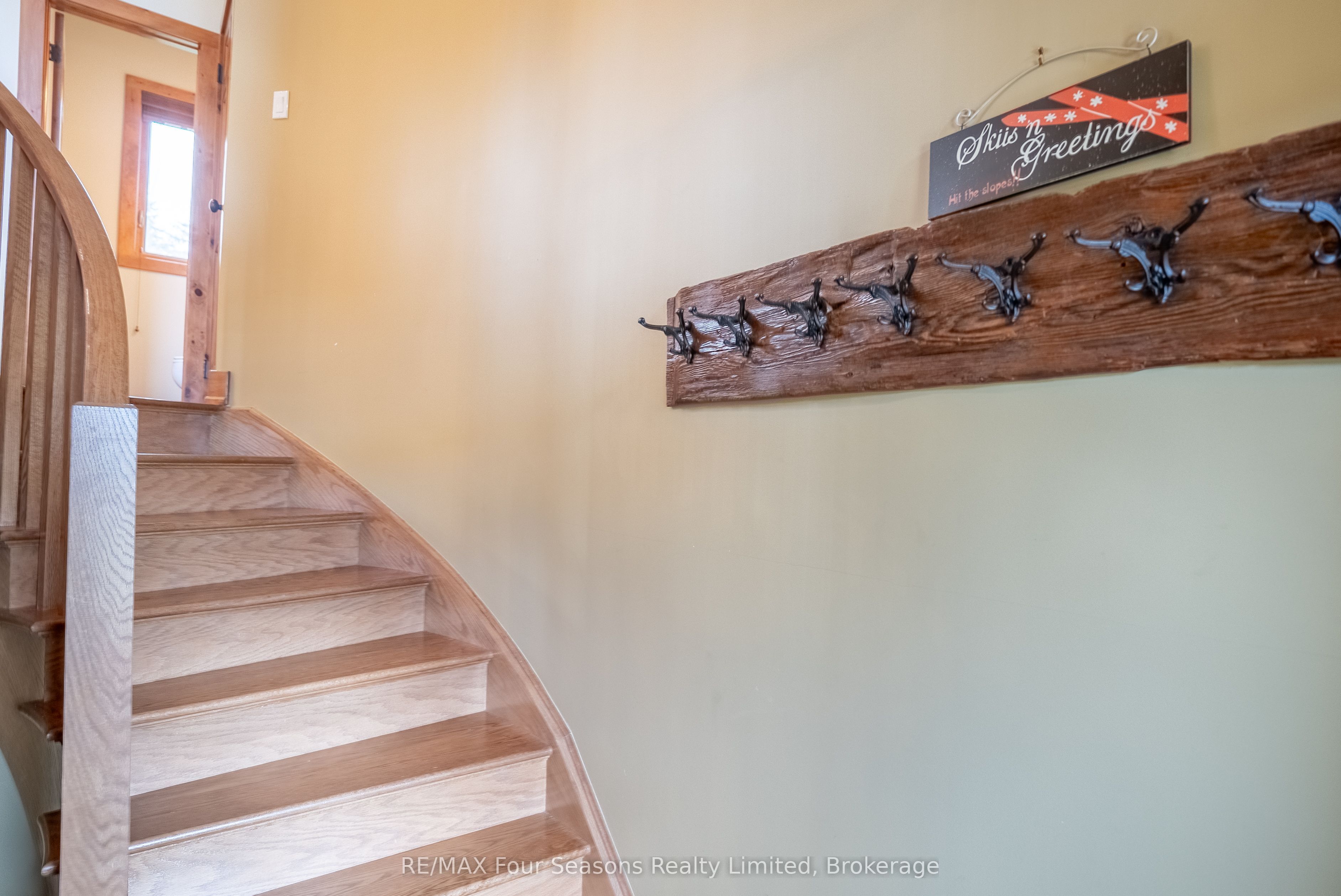 141 Venture Boulevard Property Photo 7
